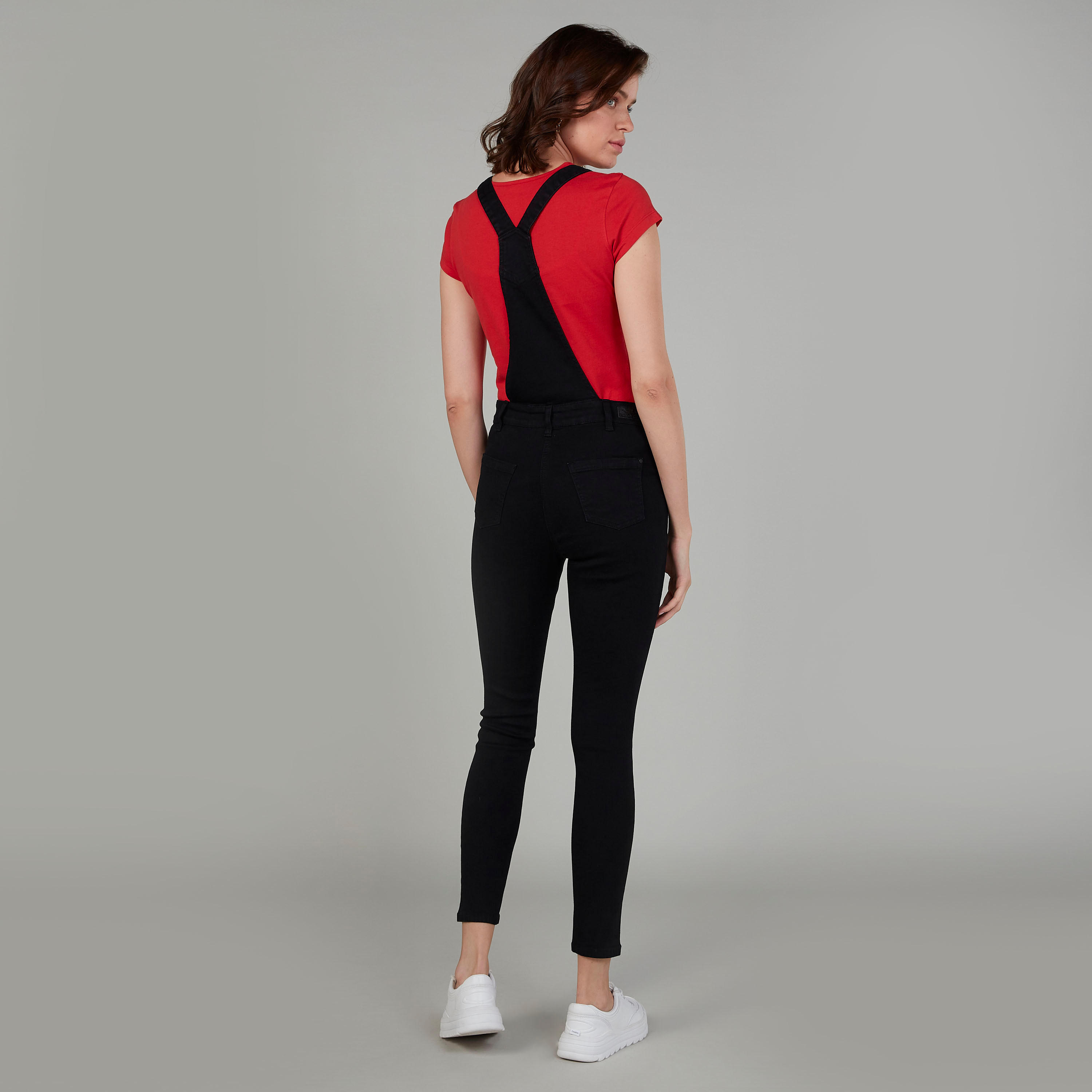 دنغري مستدام سادة بجيوب وحمالات قابلة للتعديل-women-clothing-bottoms-jeans-image-4