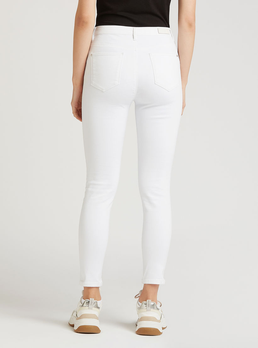 بنطلون جينز طويل ممزق بخصرمتوسط الإرتفاع بجيوب وحلقات للحزام-women-clothing-bottoms-jeans-image-2