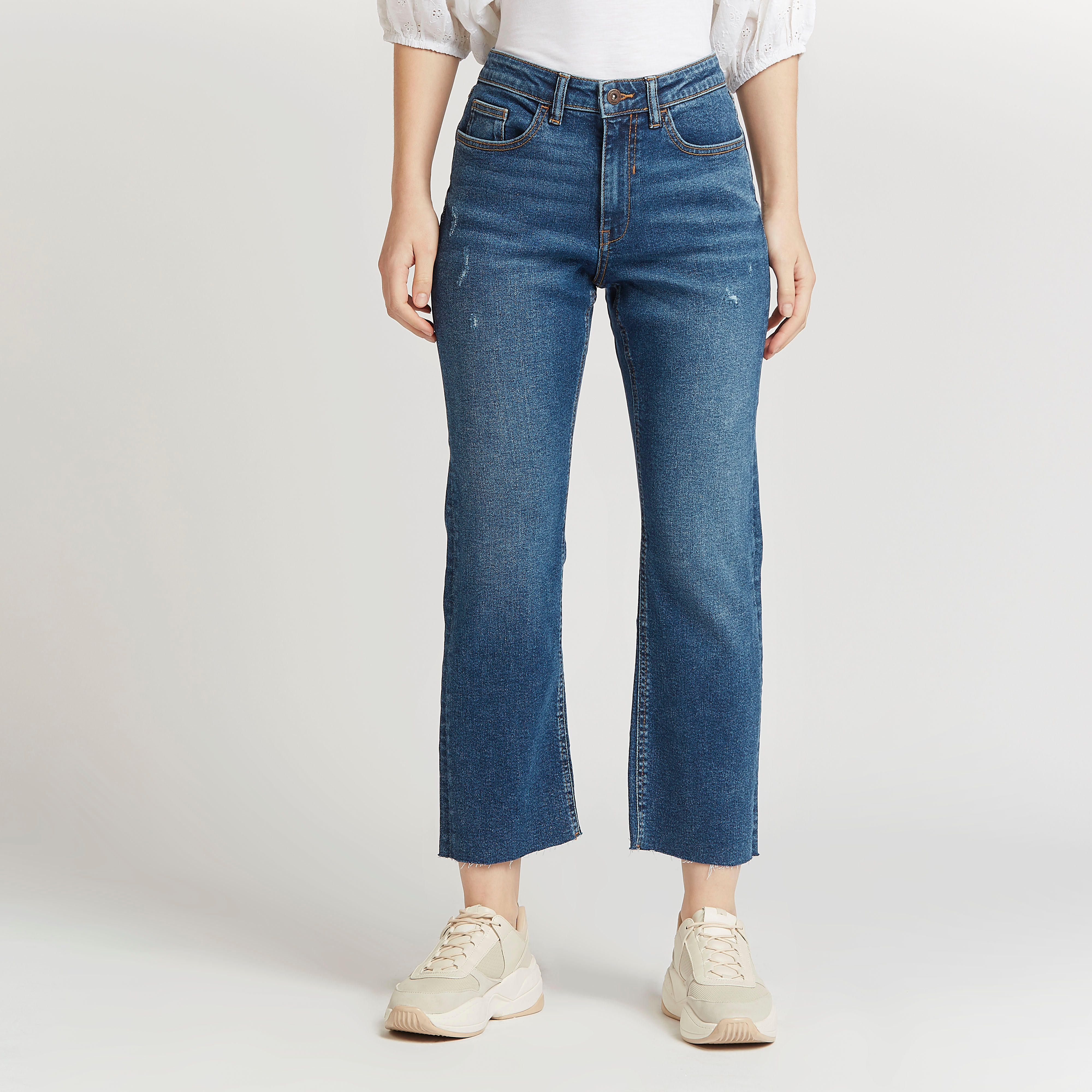 بنطلون جينز بخصر ممزّق مام فيت بجيوب-women-clothing-bottoms-jeans-image-1