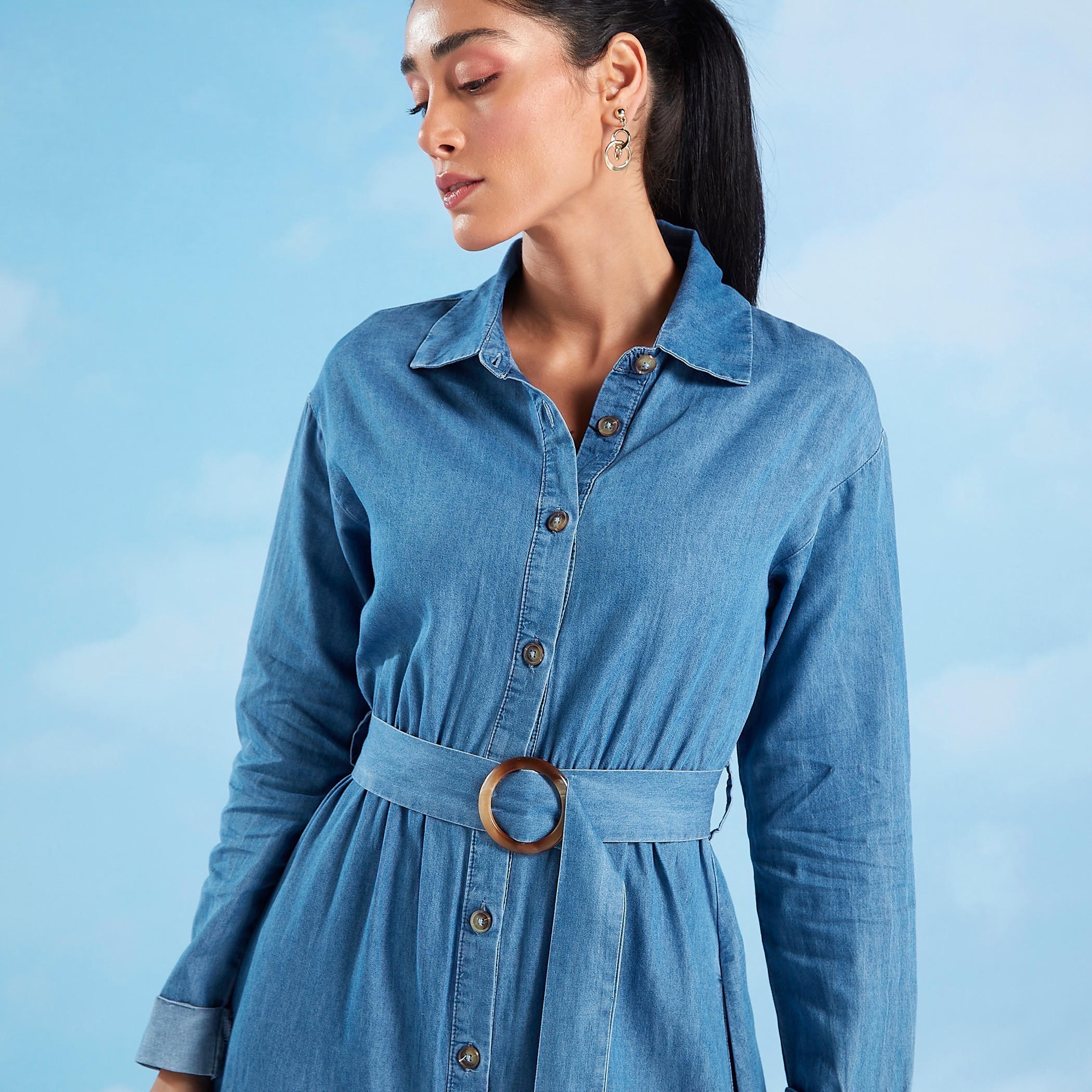 فستان قميص دنيم ميدي بأكمام طويلة وحزام-women-clothing-dresses-image-3
