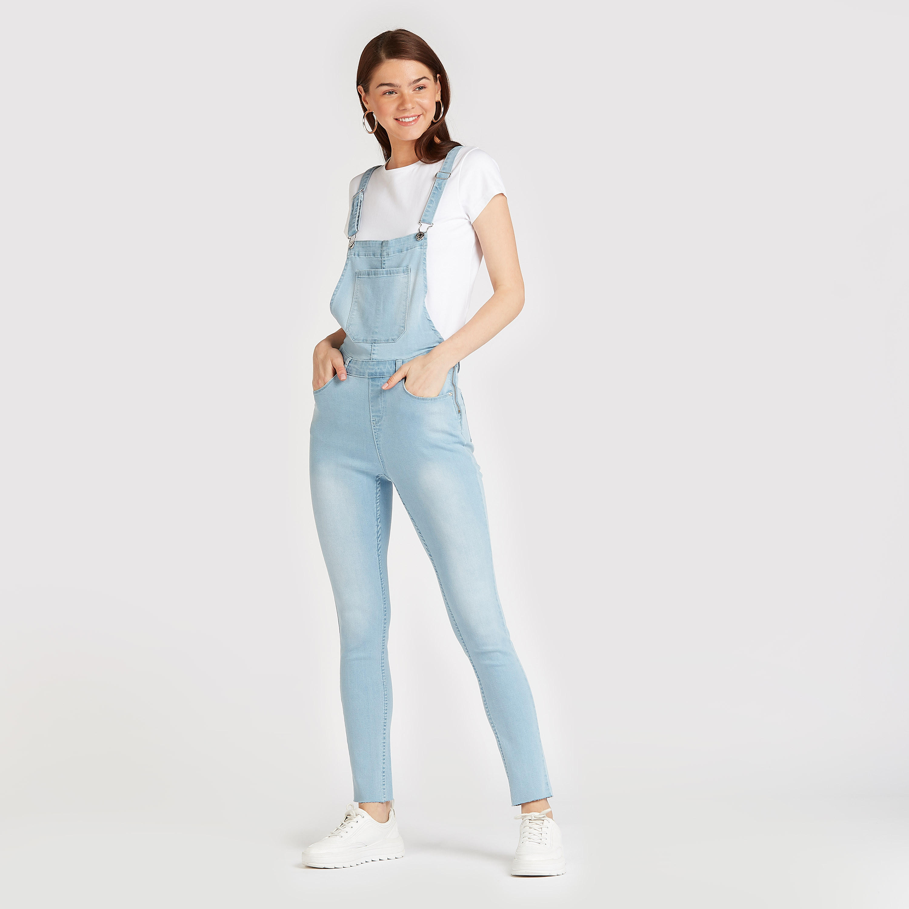 دنغري دنيم بتفاصيل جيوب وعراوي حزام-women-clothing-bottoms-jeans-image-7