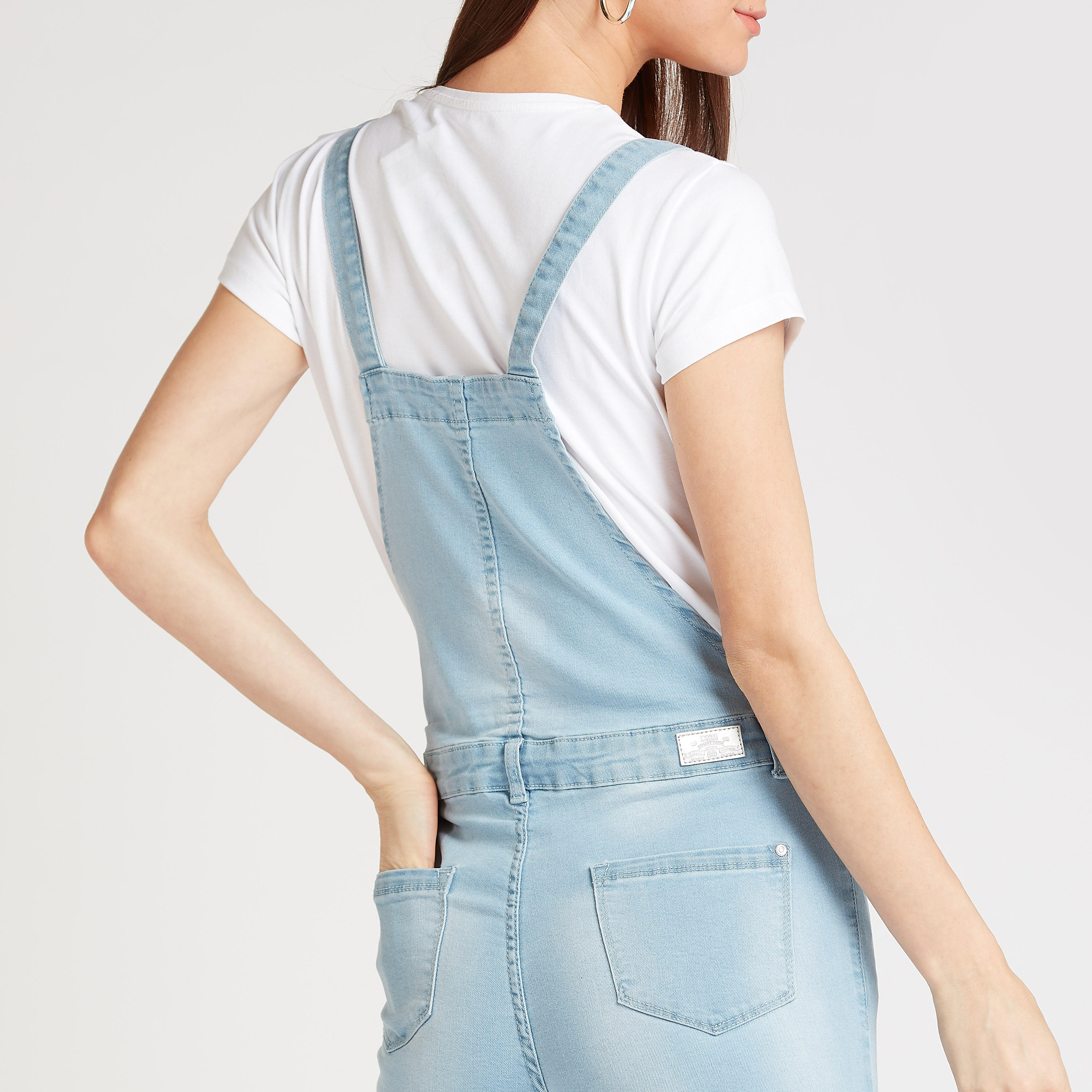 دنغري دنيم بتفاصيل جيوب وعراوي حزام-women-clothing-bottoms-jeans-image-2