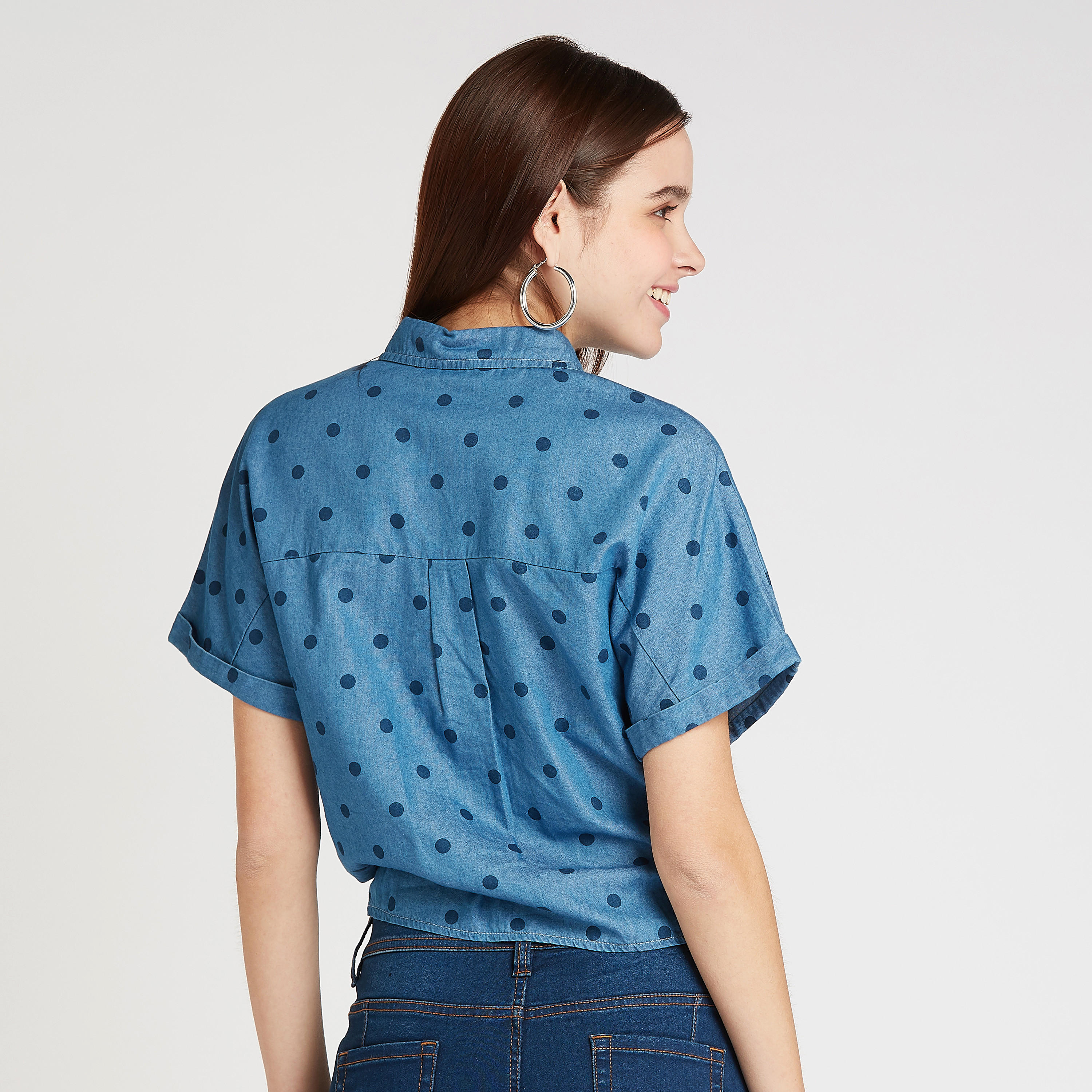 قميص بأكمام متصّلة وأربطة وطبعات منقّطة-women-clothing-shirtsandblouses-shirts-image-4
