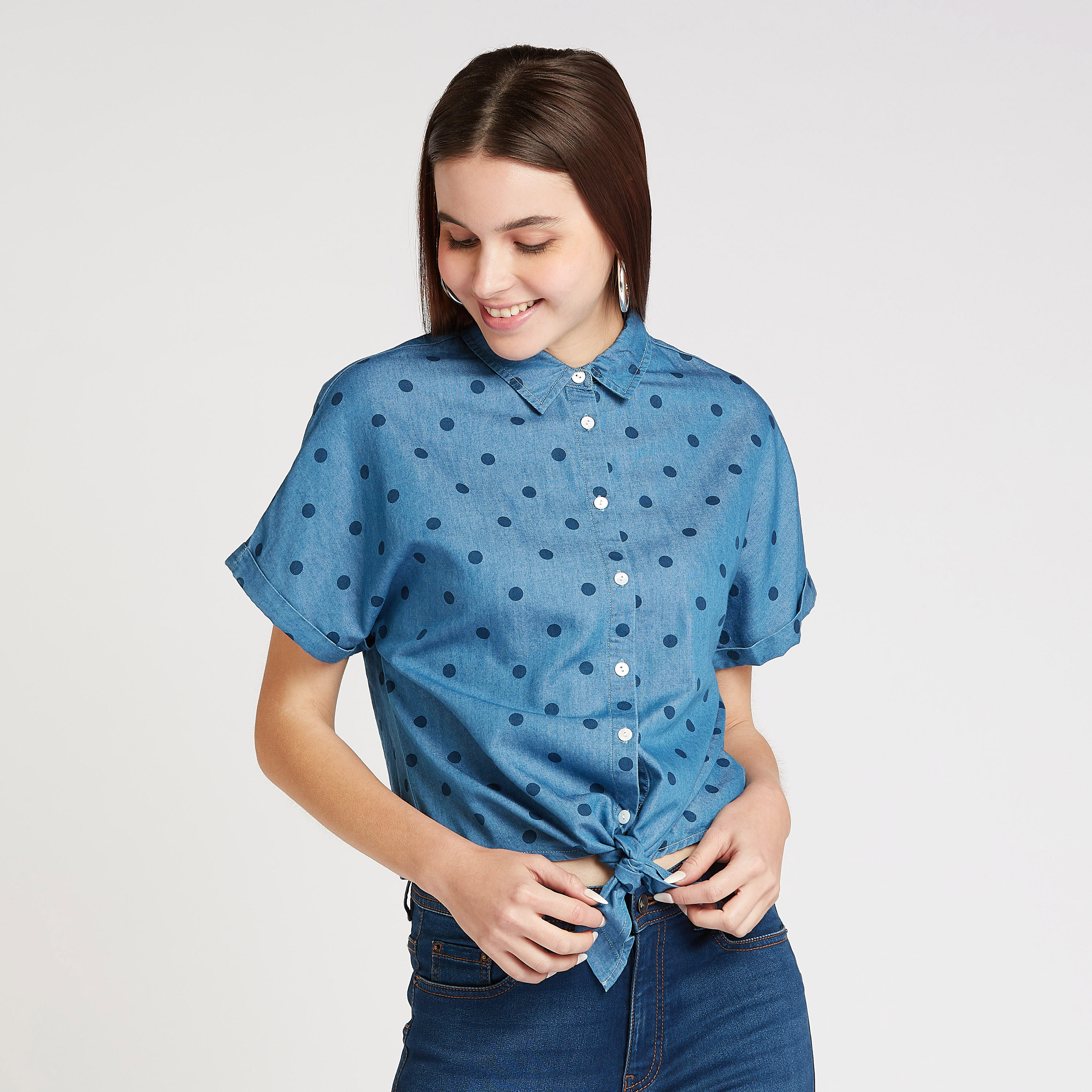 قميص بأكمام متصّلة وأربطة وطبعات منقّطة-women-clothing-shirtsandblouses-shirts-image-5
