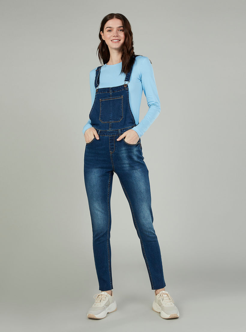 دنغري سادة بتفاصيل جيوب و زر إغلاق-women-clothing-bottoms-jeans-image-5