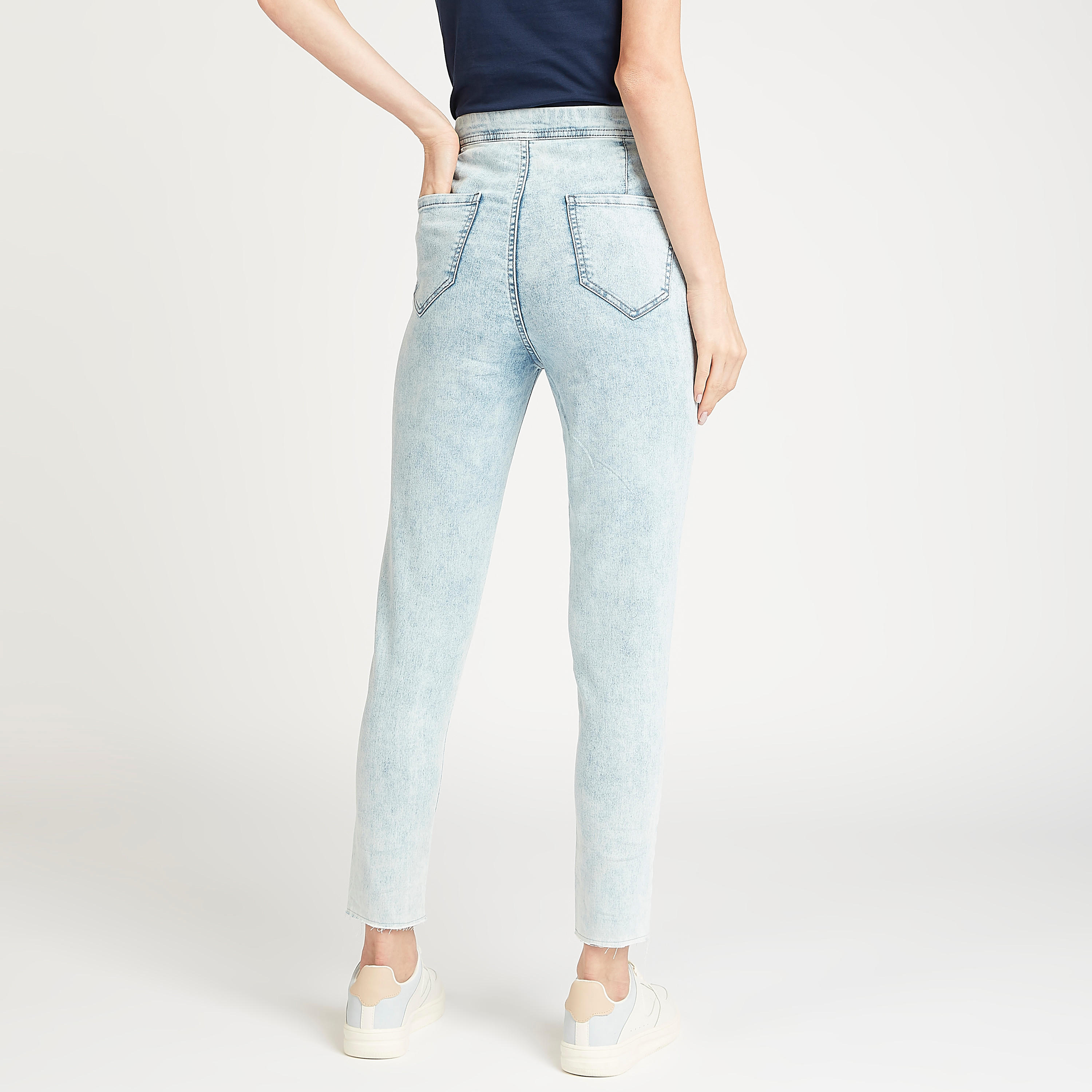 Sustainable Ankle Length Solid Jeans with Button Closure-women-clothing-bottoms-jeans-image-4