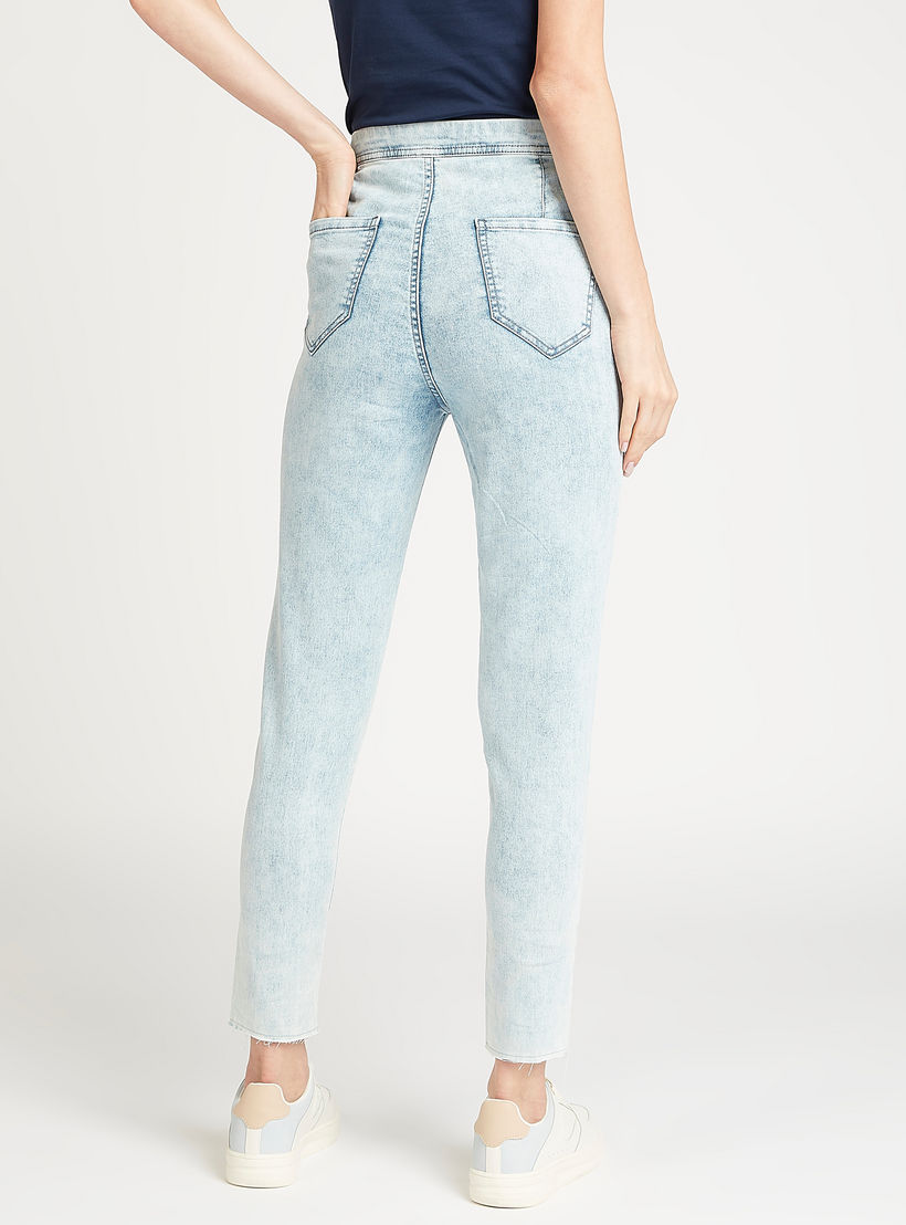 Sustainable Ankle Length Solid Jeans with Button Closure-women-clothing-bottoms-jeans-image-4