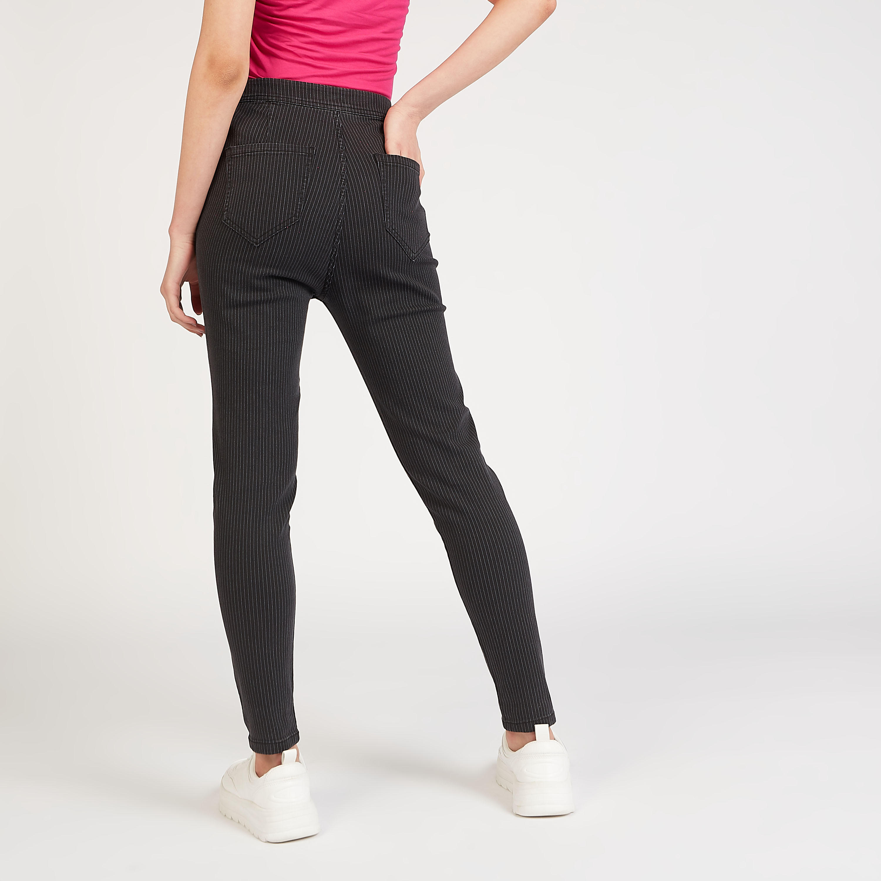 بنطلون مستدام دينم بقصّة ضيّقة مخطط بتفاصيل جيوب-women-clothing-bottoms-leggings-image-4