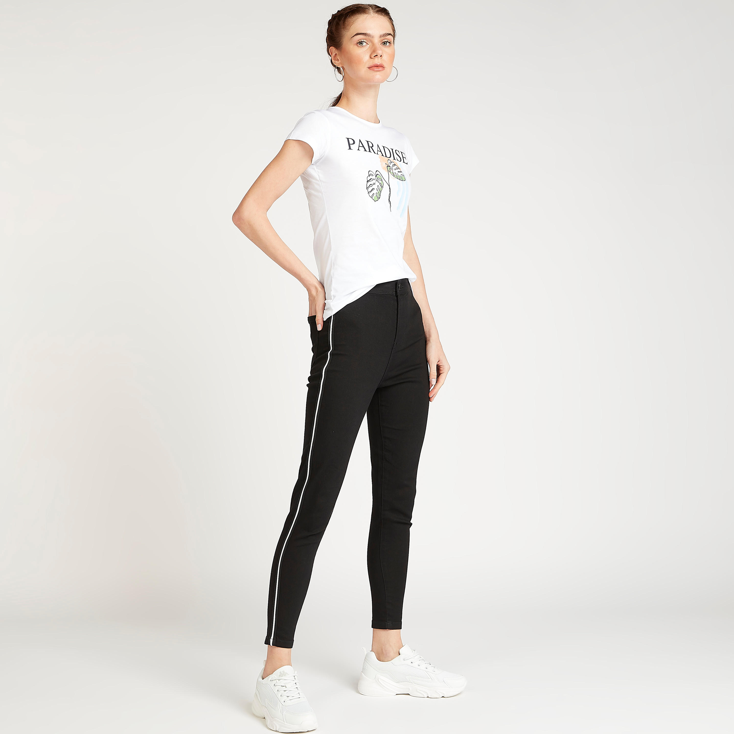 بنطلون مستدام دينم سادة بقصّة ضيّقة وطول الكاحل وزر إغلاق-women-clothing-bottoms-leggings-image-3