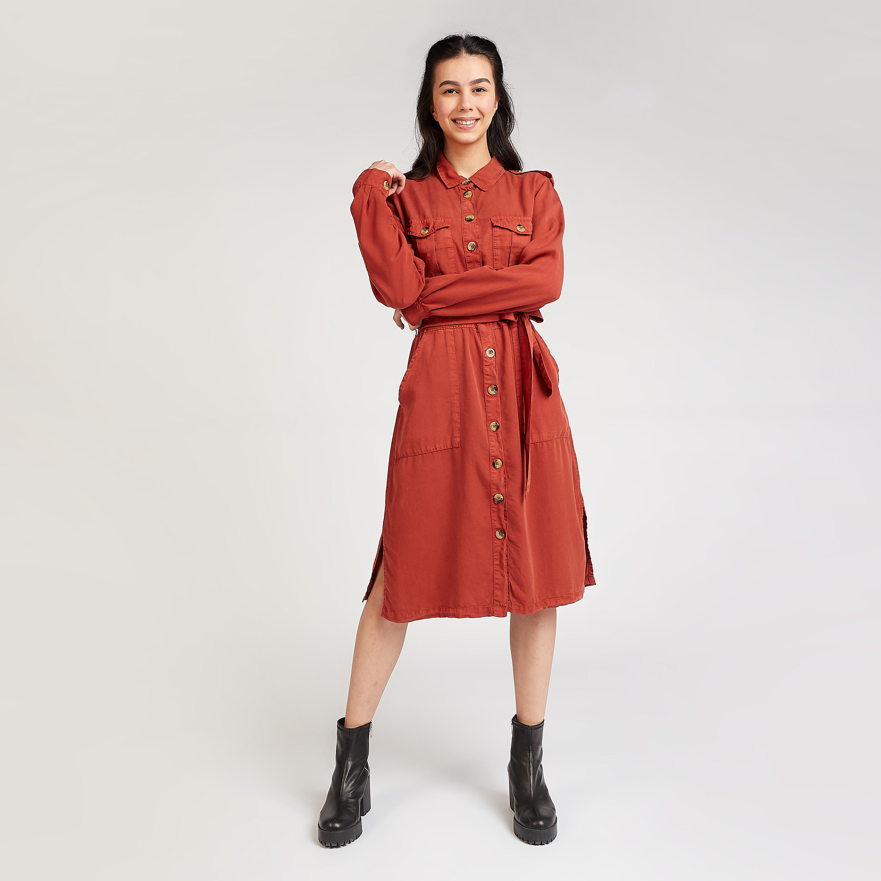 فستان قميص ميدي سادة بأكمام طويلة وأربطة-women-clothing-dresses-image-2