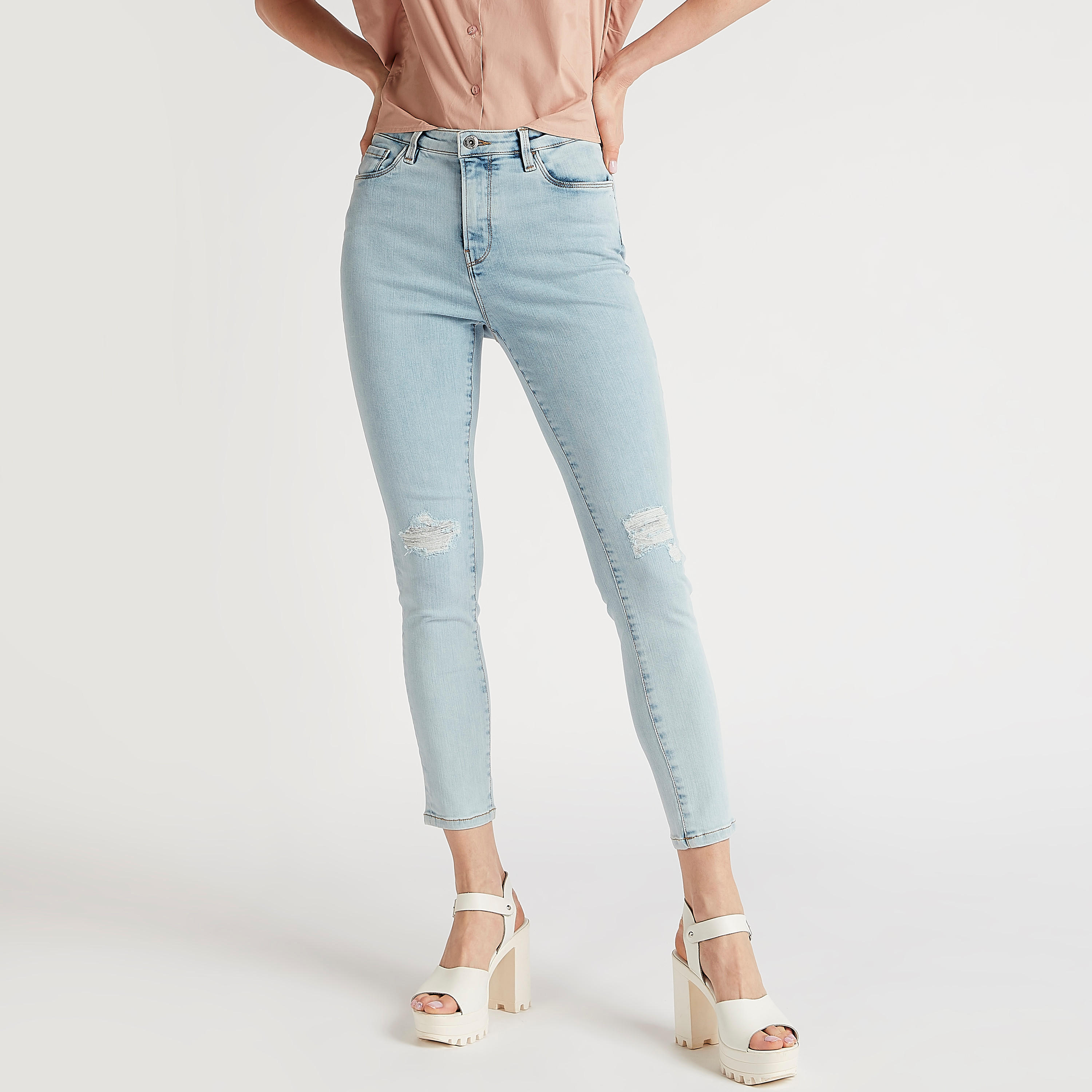 بنطلون جينز دنيم قصير مضلّع سوبر سكيني فيت وزر إغلاق-women-clothing-bottoms-jeans-image-1
