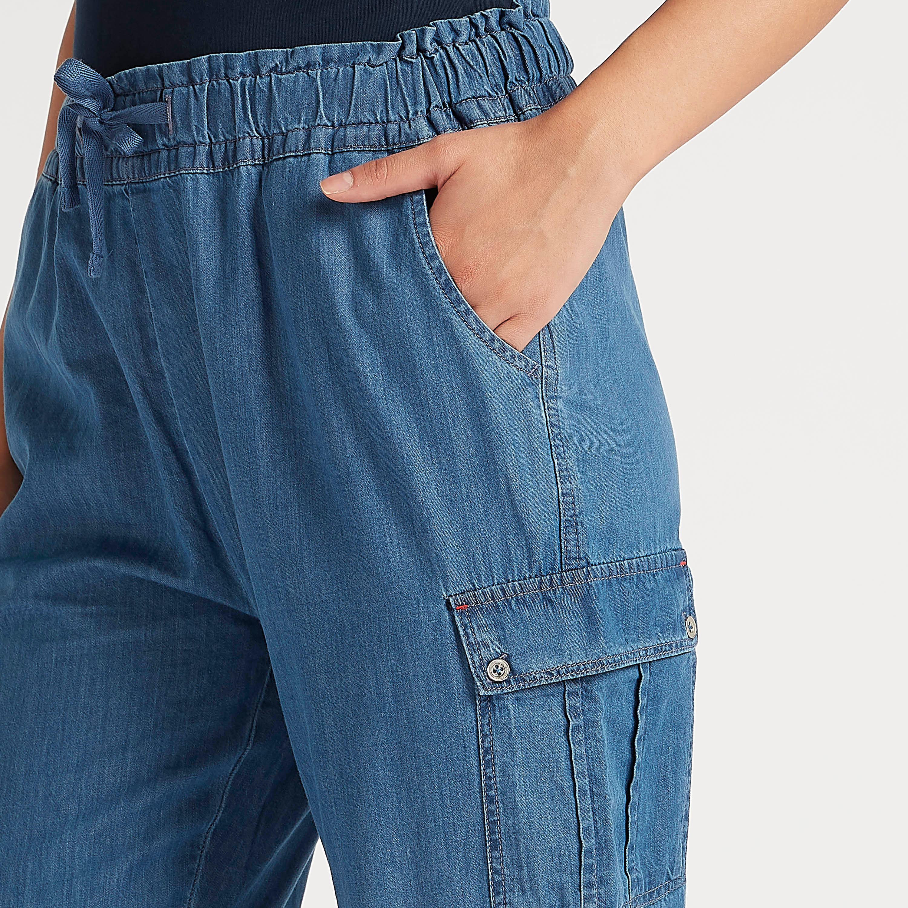 بنطلون رياضي سادة بأساور مطّاطيّة وجيوب وخصر مطّاطي برباط-women-clothing-bottoms-joggers-image-3