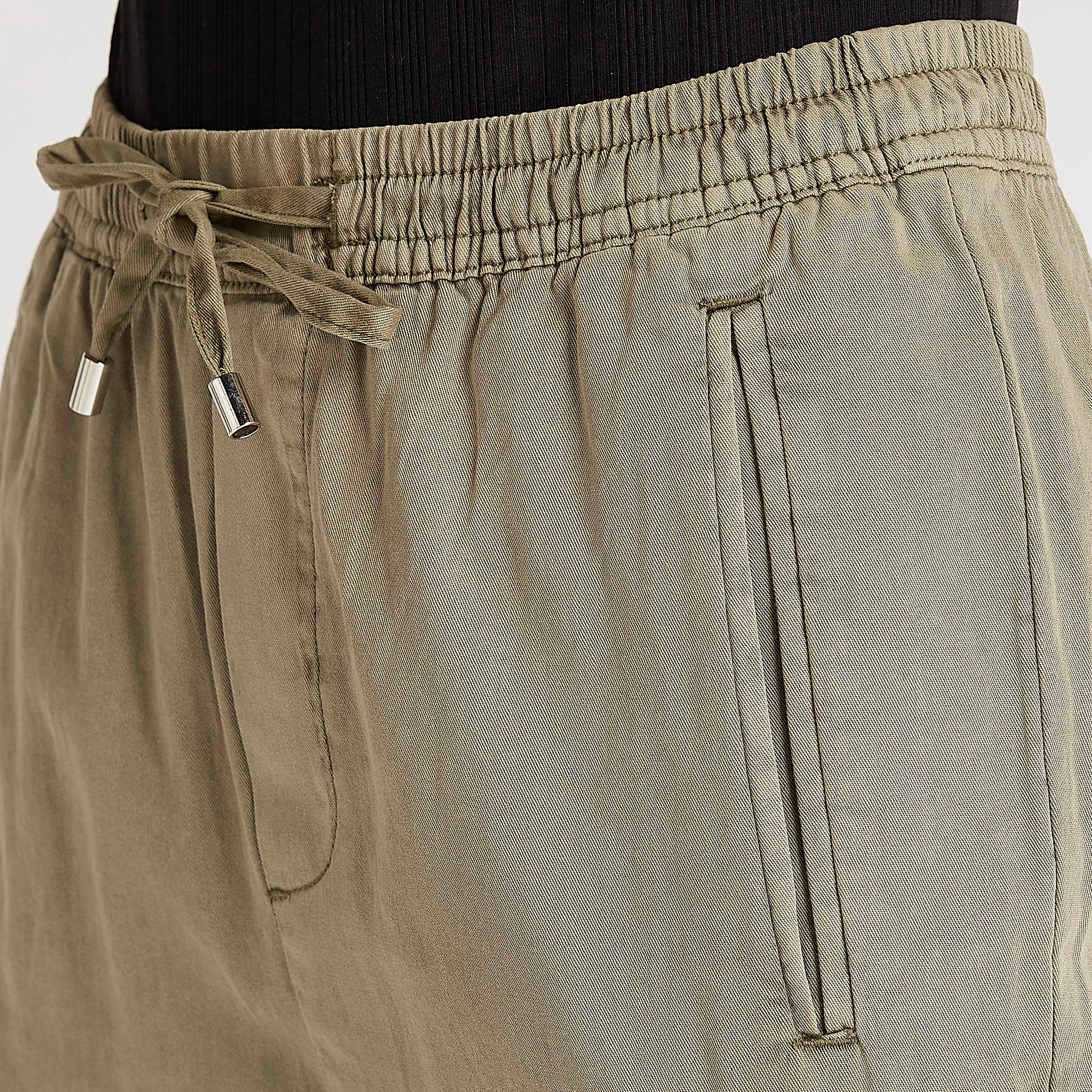 بنطلون رياضي سادة بأطراف مطّاطيّة وجيوب بطيّة وخصر مطّاطي-women-clothing-bottoms-joggers-image-2