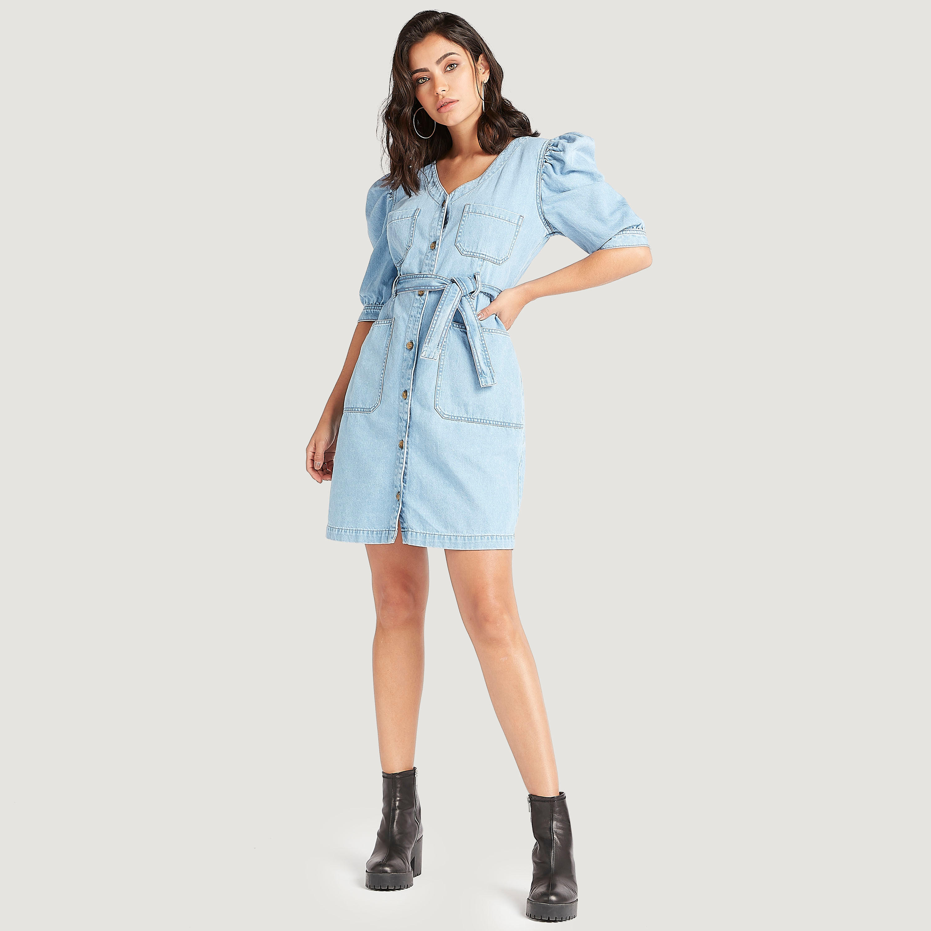 فستان إيه لاين دنيم سادة بأكمام قصيرة منفوخة وحزام-women-clothing-dresses-image-2