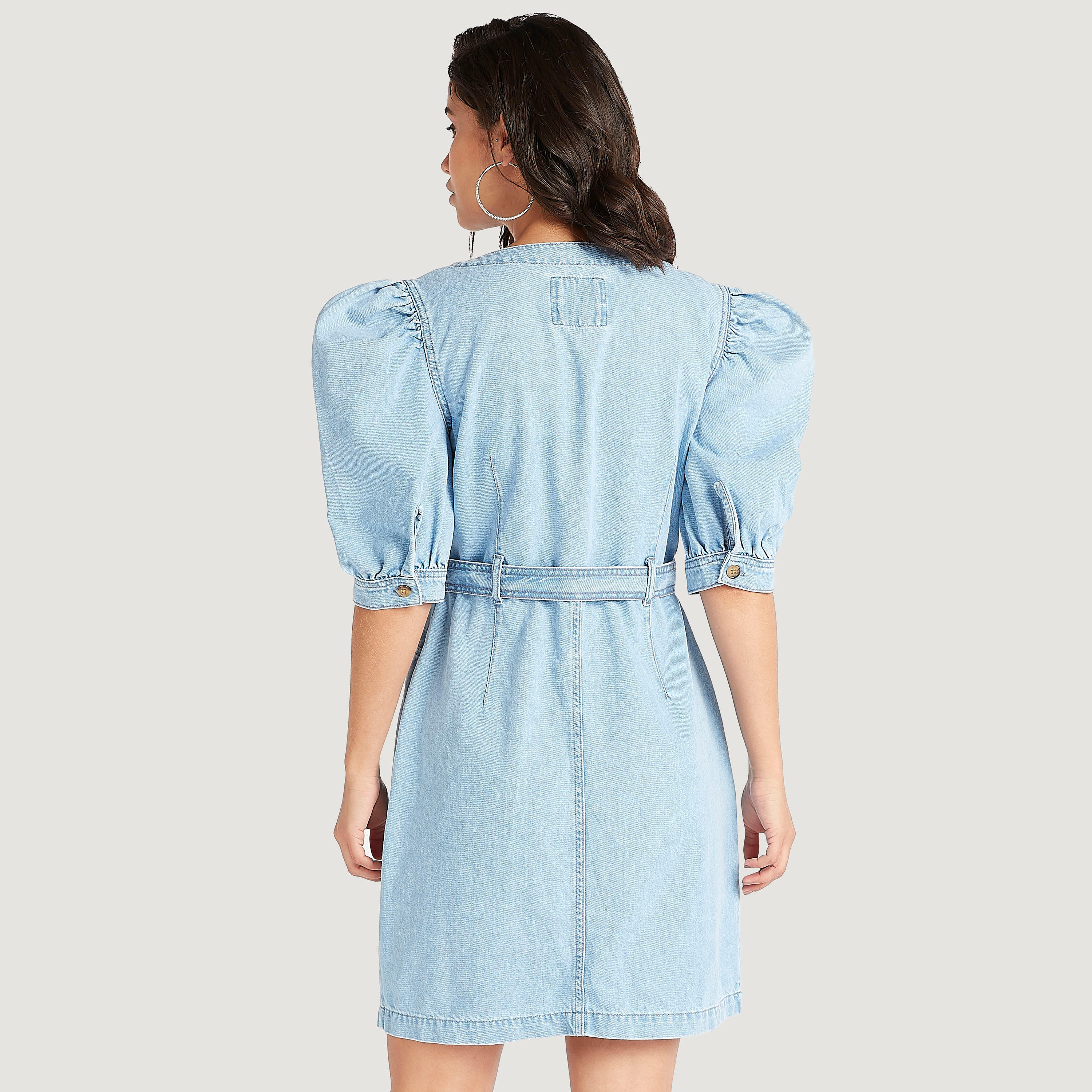فستان إيه لاين دنيم سادة بأكمام قصيرة منفوخة وحزام-women-clothing-dresses-image-4