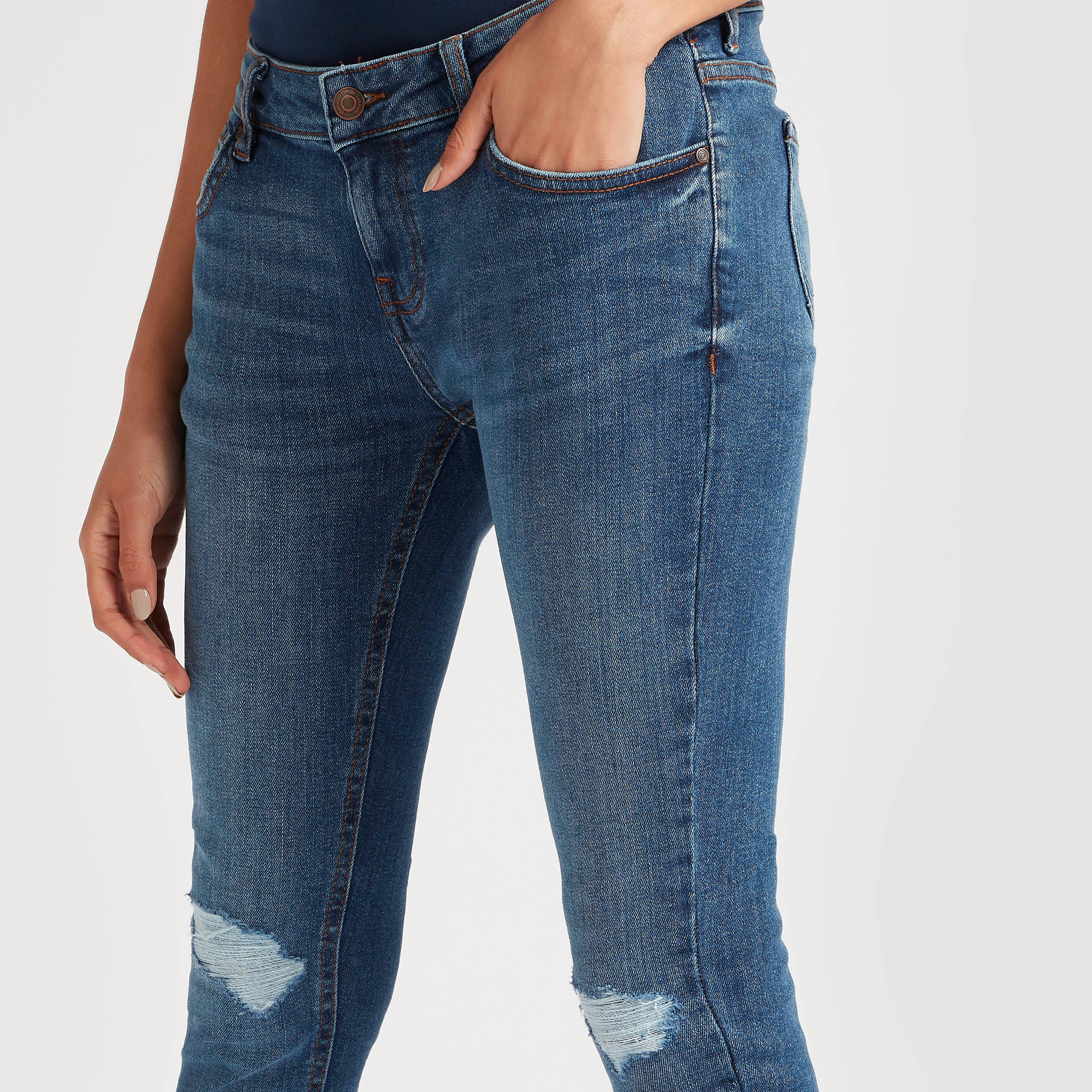 بنطلون جينز سادة مضلّع بخصر متوسط الارتفاع وطول الكاحل و5 جيوب-women-clothing-bottoms-jeans-image-2