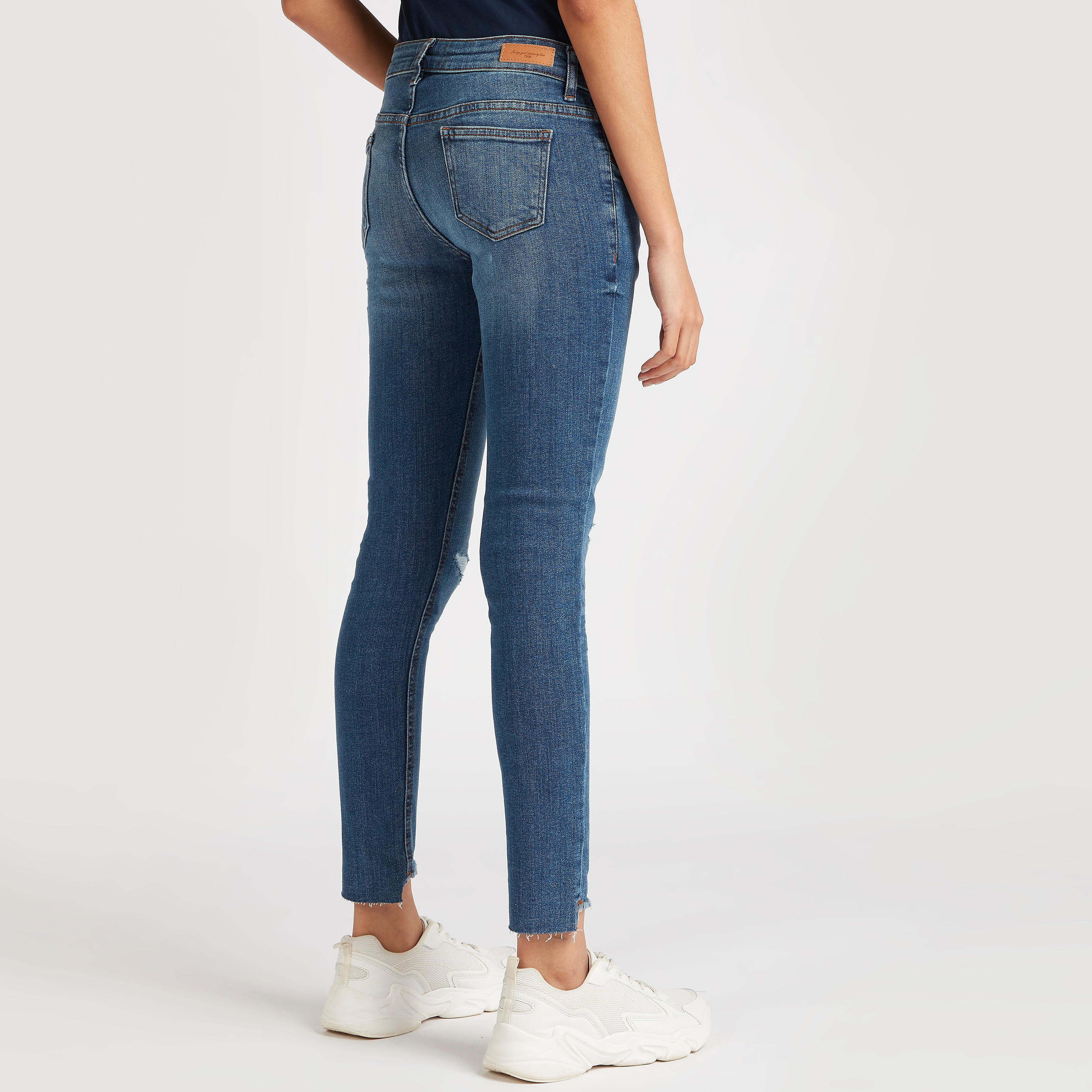 بنطلون جينز سادة مضلّع بخصر متوسط الارتفاع وطول الكاحل و5 جيوب-women-clothing-bottoms-jeans-image-1