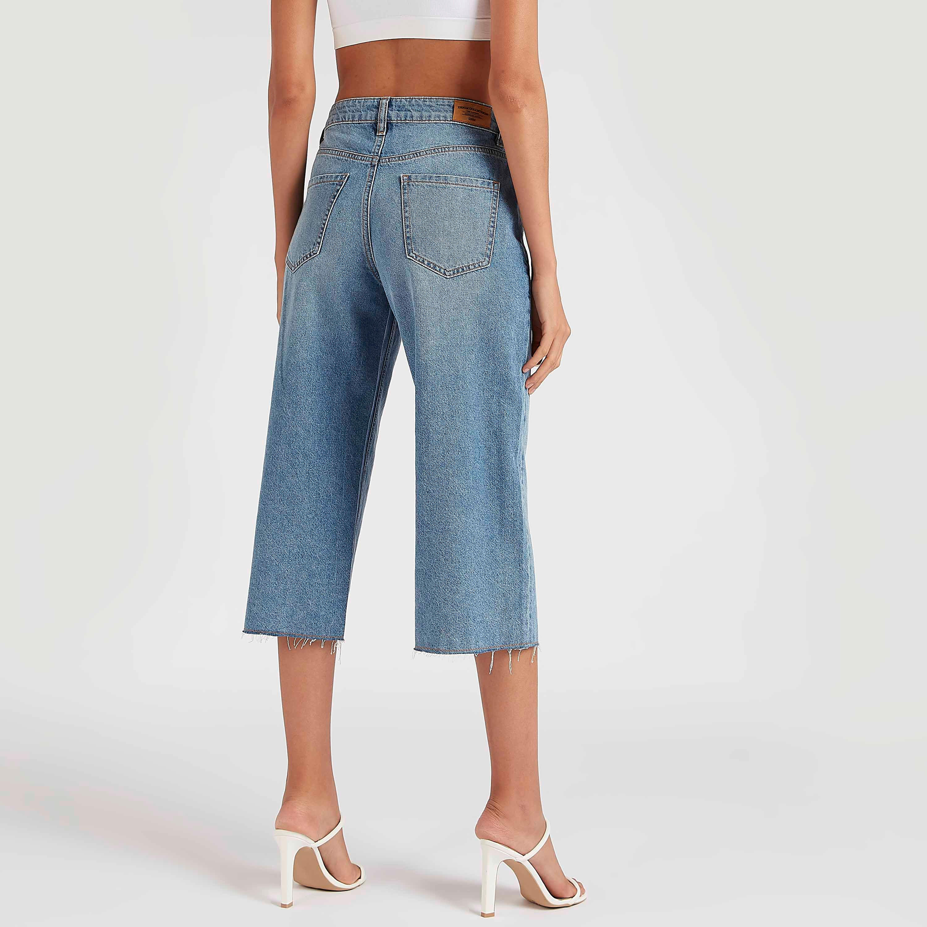 بنطلون قصير سادة بخصر متوسّط الارتفاع وزر إغلاق وجيوب-women-clothing-bottoms-jeans-image-2