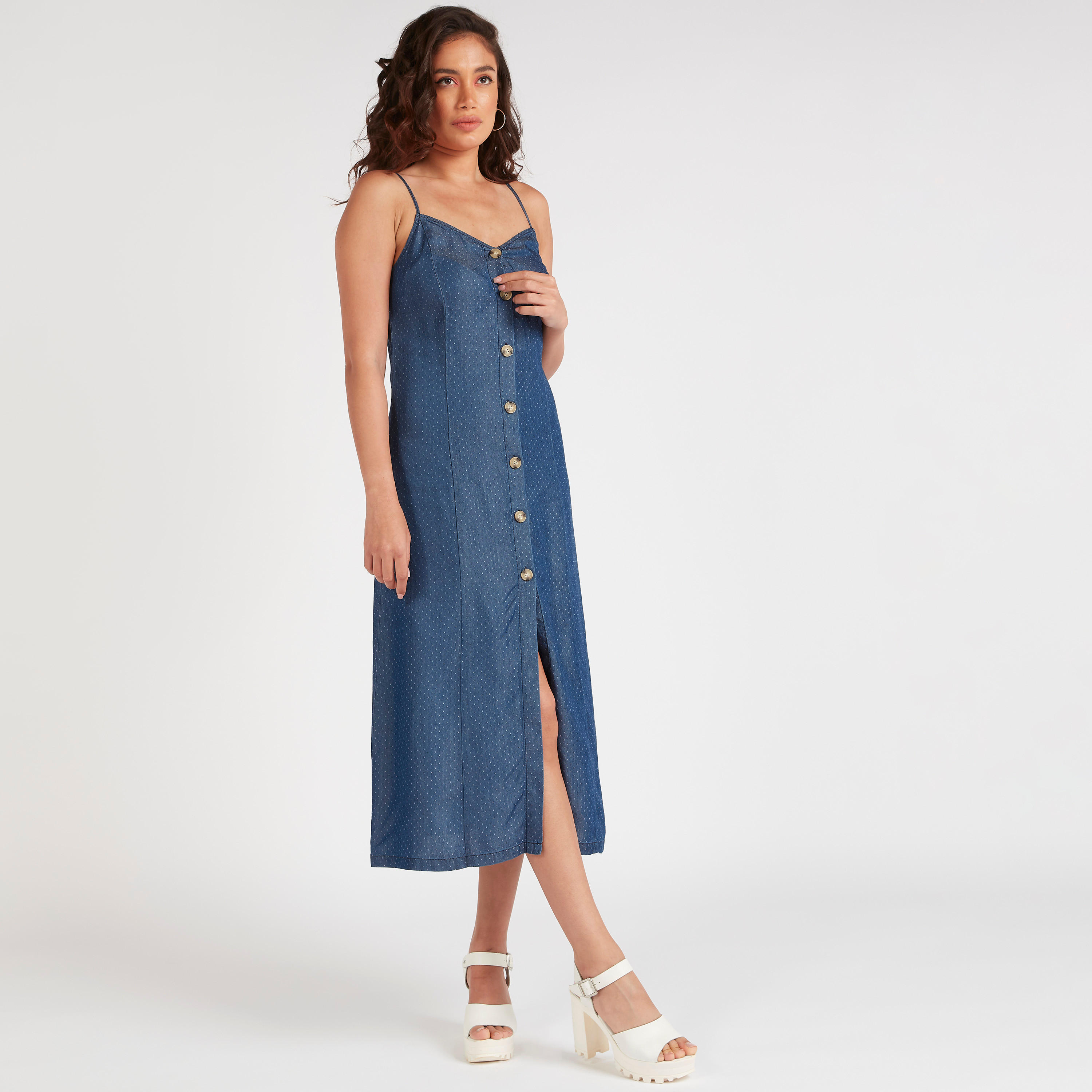 فستان بياقة v وطبعات منقّطة وفتحة أماميّة-women-clothing-dresses-image-4
