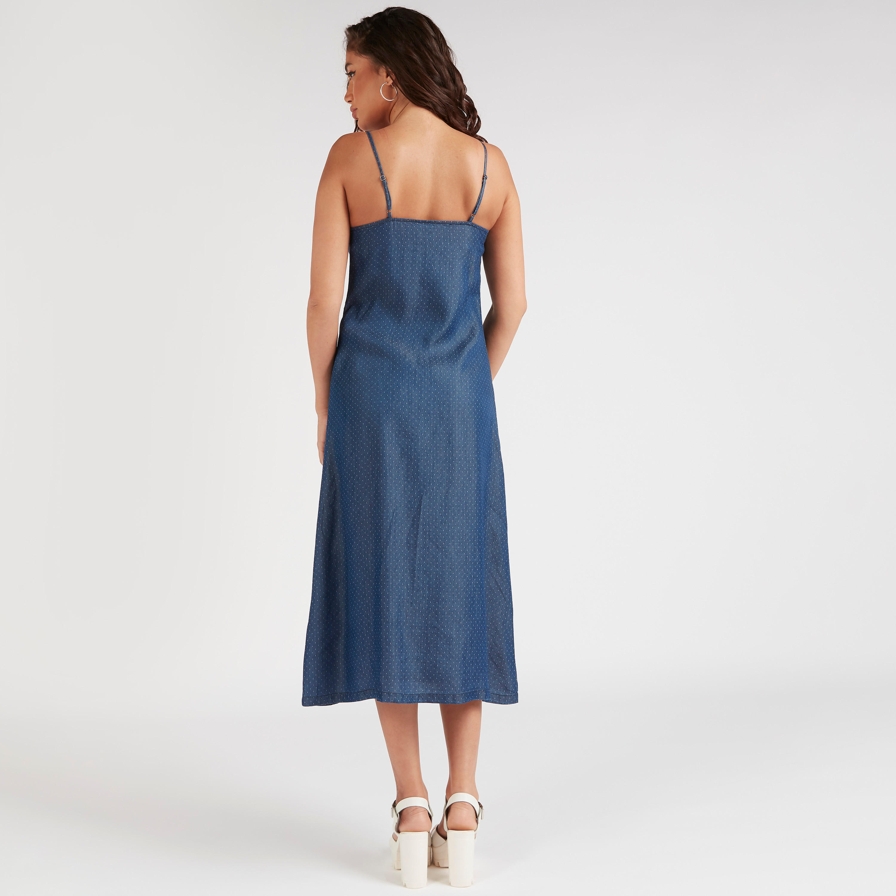 فستان بياقة v وطبعات منقّطة وفتحة أماميّة-women-clothing-dresses-image-2
