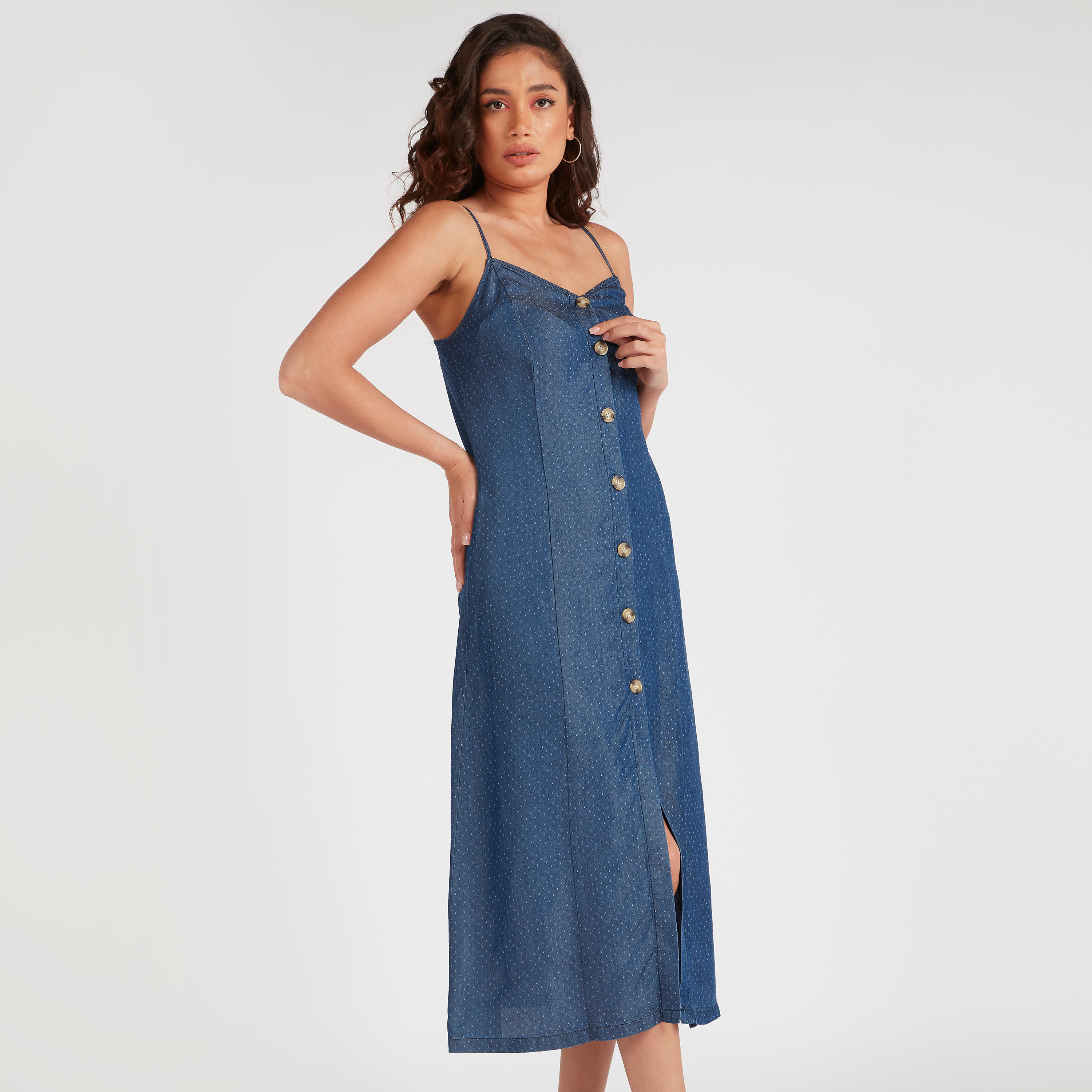 فستان بياقة v وطبعات منقّطة وفتحة أماميّة-women-clothing-dresses-image-1