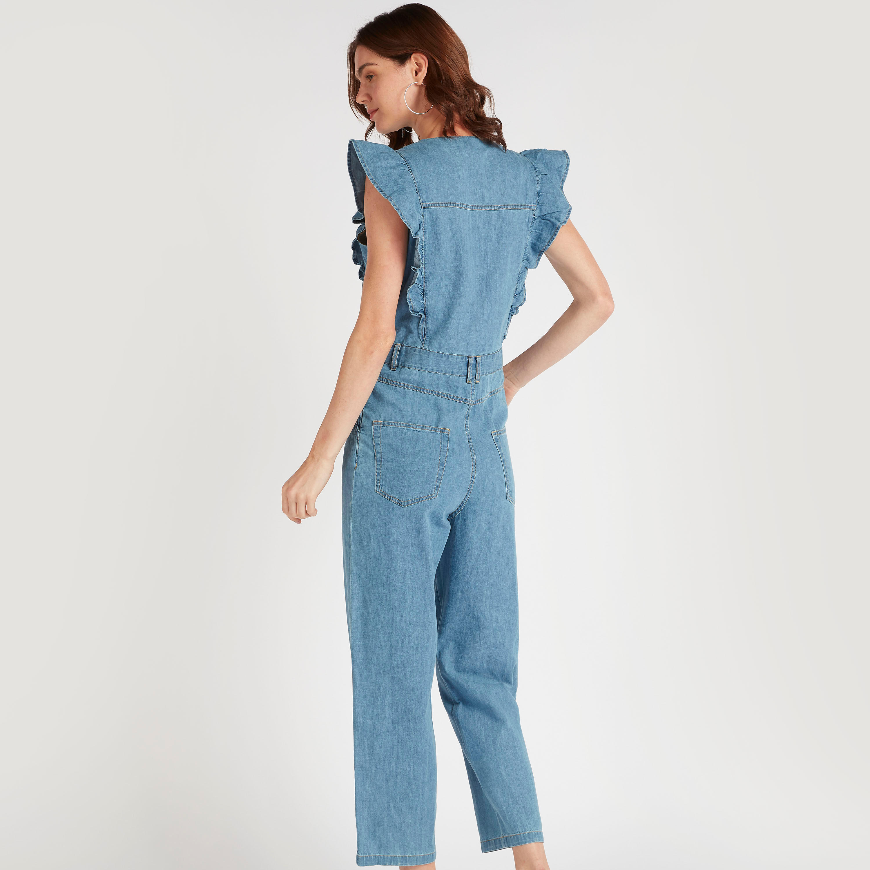 جمبسوت دنيم سادة دون أكمام بتفاصيل كشكشة-women-clothing-jumpsuits-image-4