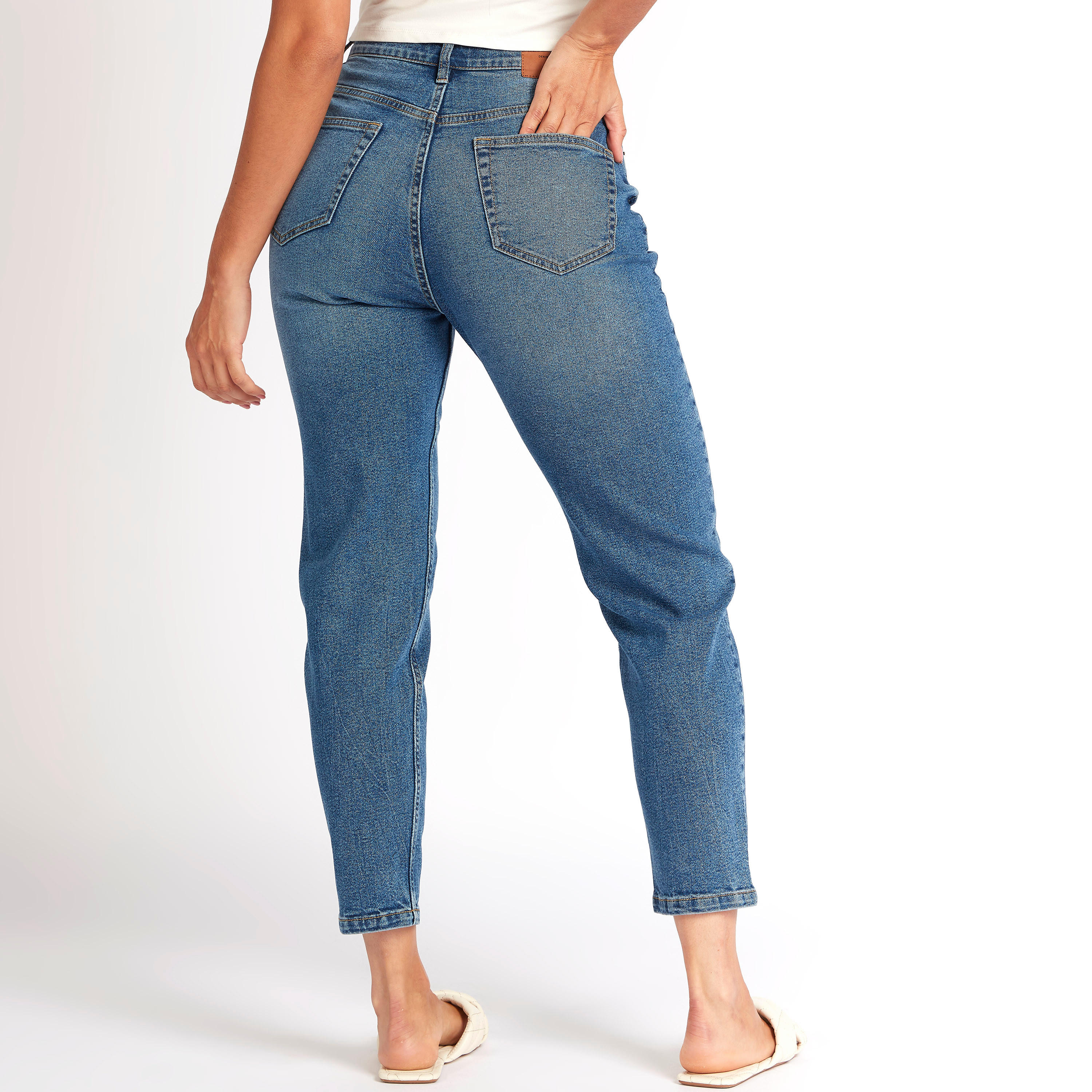 Solid Mom Jeans with Pockets and Button Closure-women-clothing-bottoms-jeans-image-4