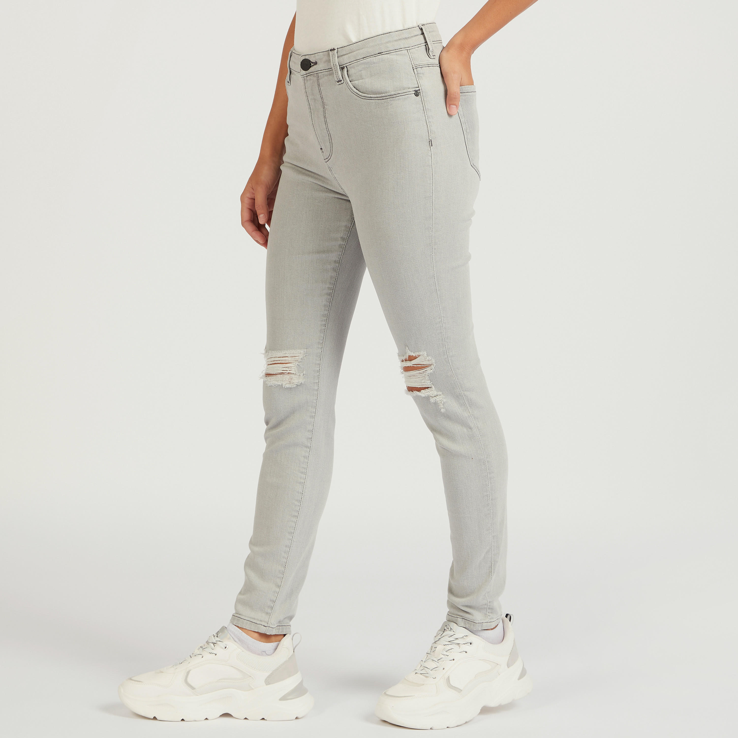 بنطلون جينز مضلّع بقصّة سوبر سكيني وزر إغلاق-women-clothing-bottoms-jeans-image-1