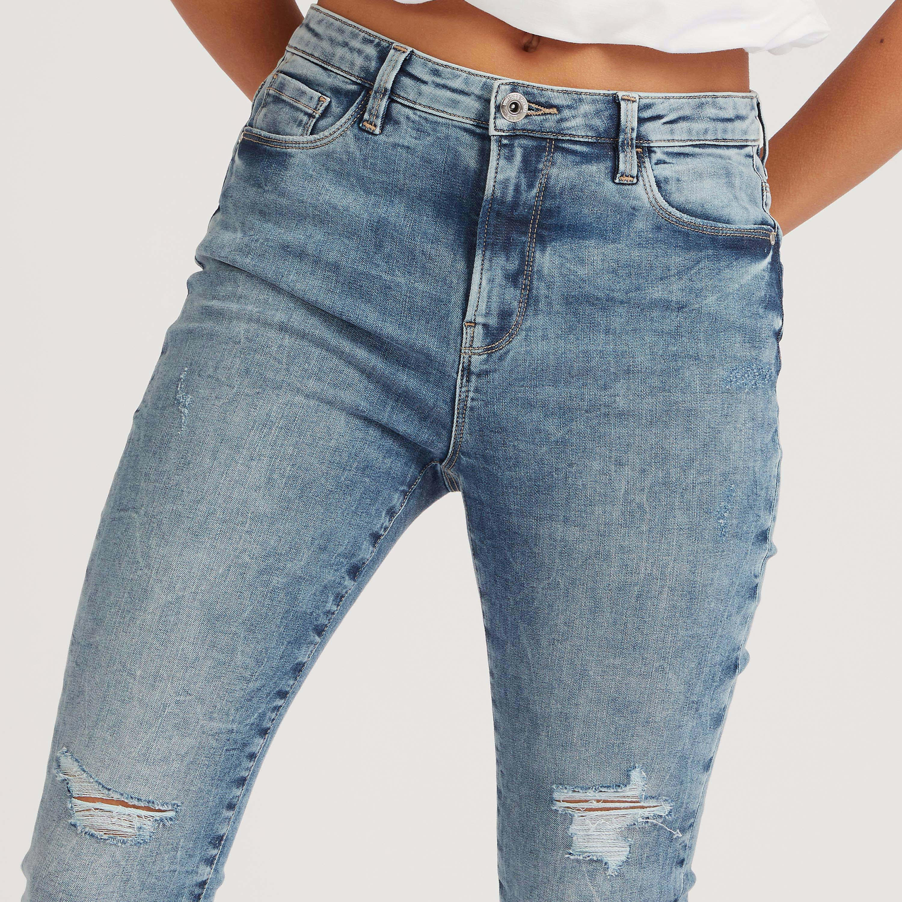 بنطلون جينز مضلّع بقصّة سوبر سكيني وزر إغلاق-women-clothing-bottoms-jeans-image-3