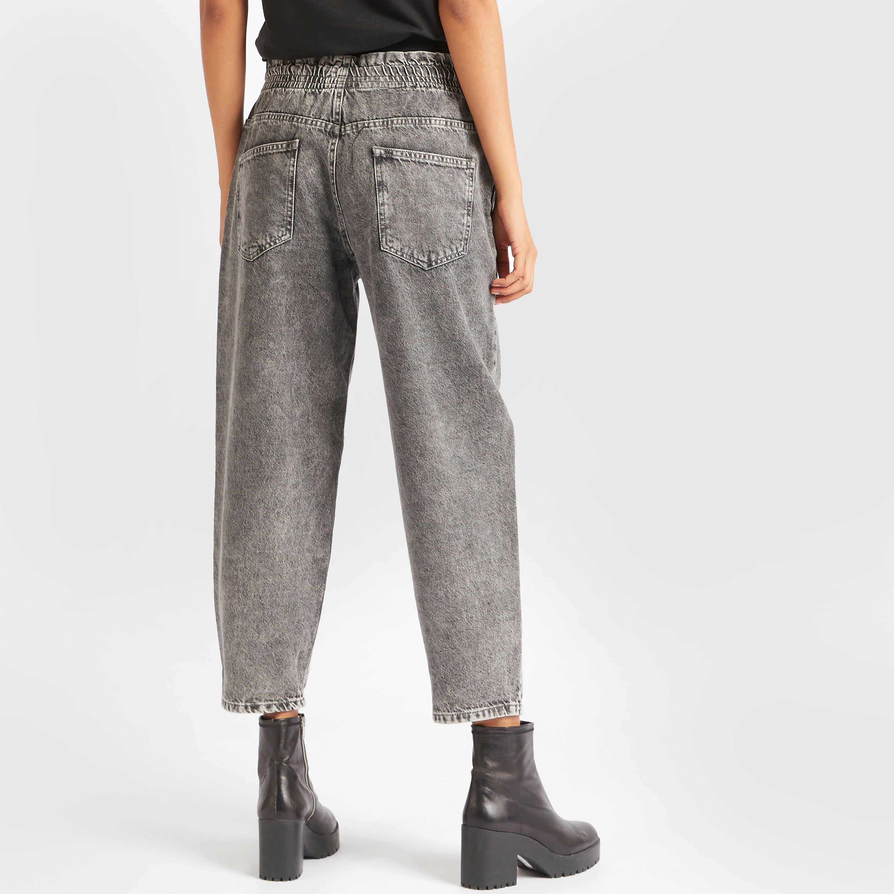 Solid Denim Cropped Jeans with Drawstring and Pockets-women-clothing-bottoms-jeans-image-4