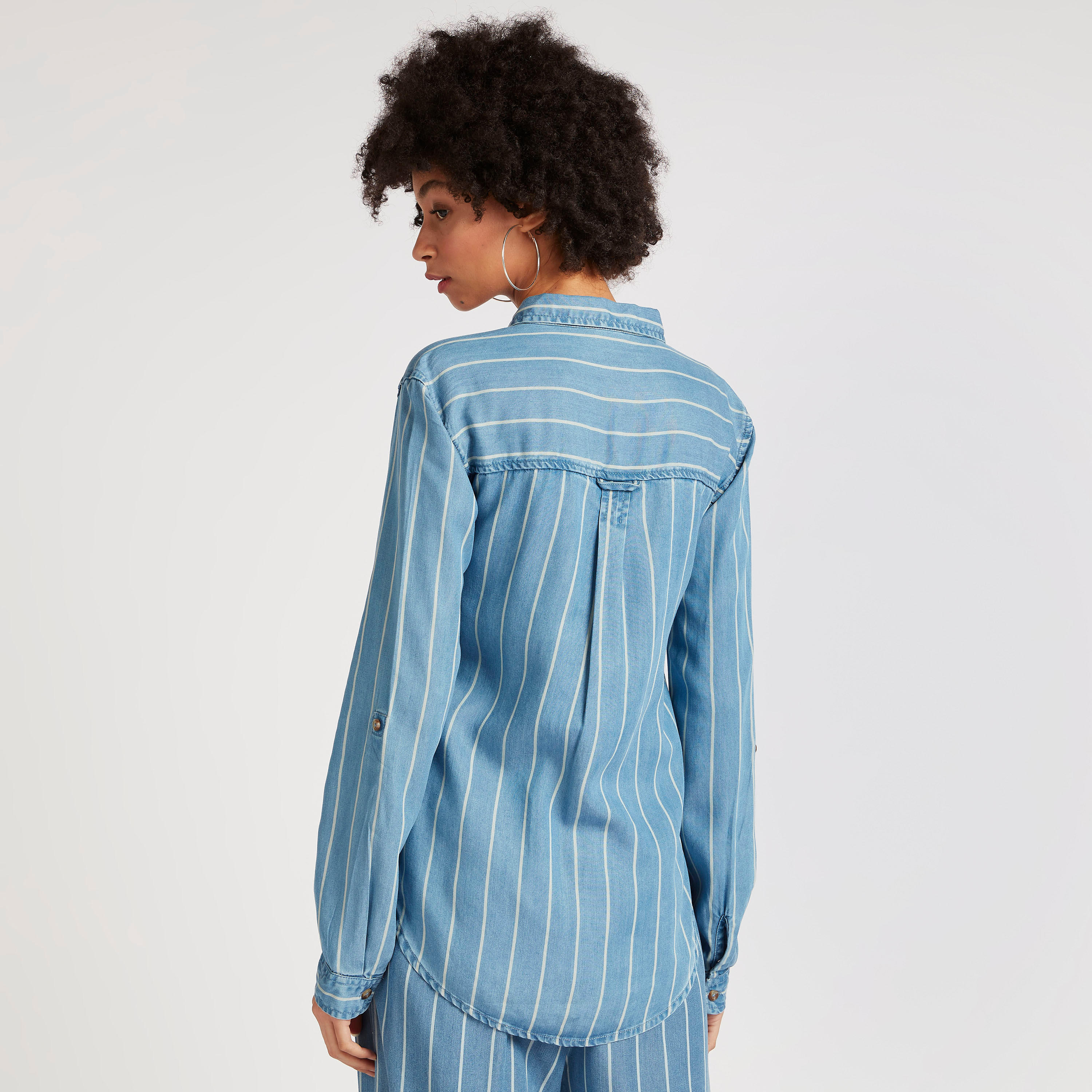 قميص مخطّط بجيوب وأكمام طويلة-women-clothing-shirtsandblouses-shirts-image-6