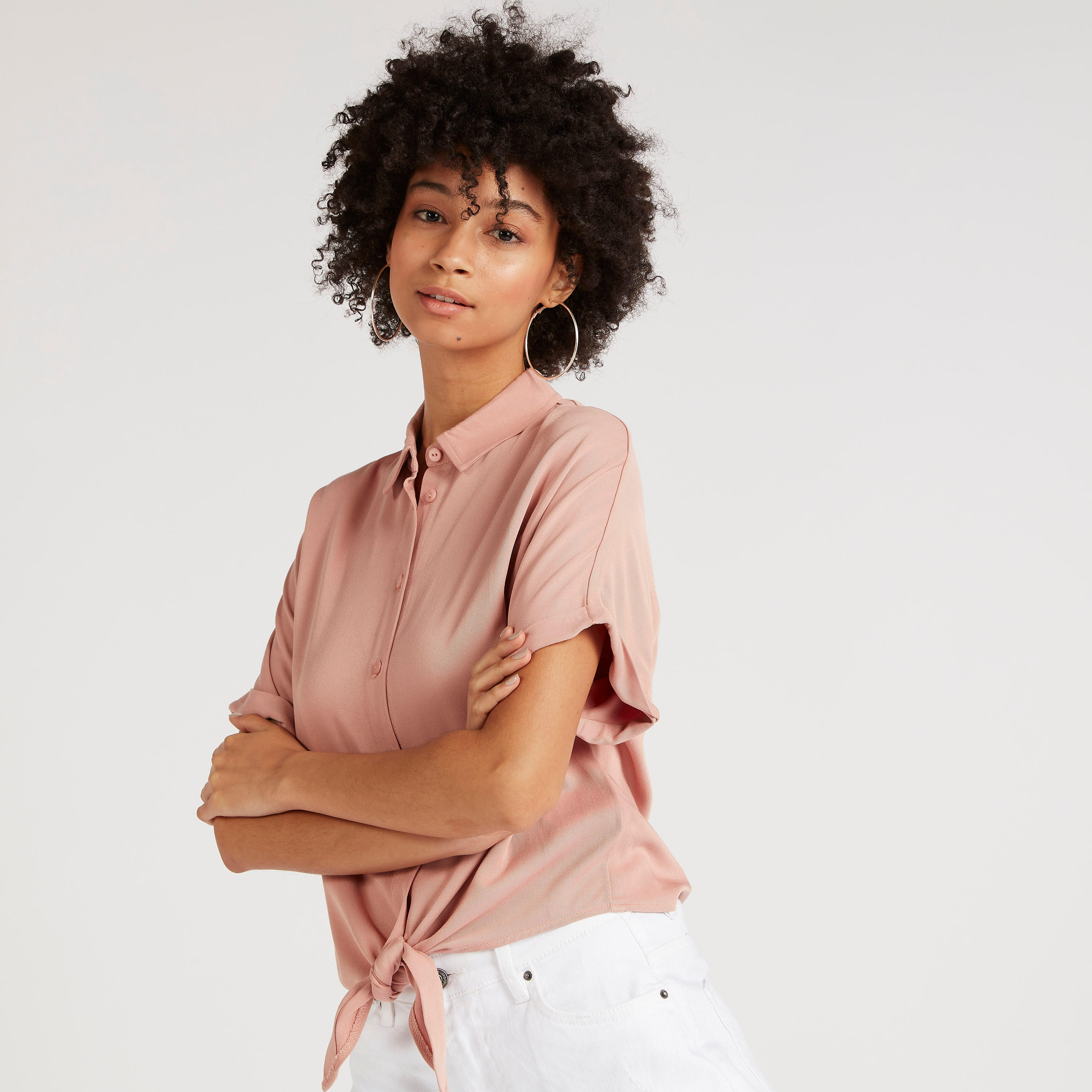 قميص سادة بياقة واسعة وأربطة أماميّة-women-clothing-shirtsandblouses-shirts-image-2