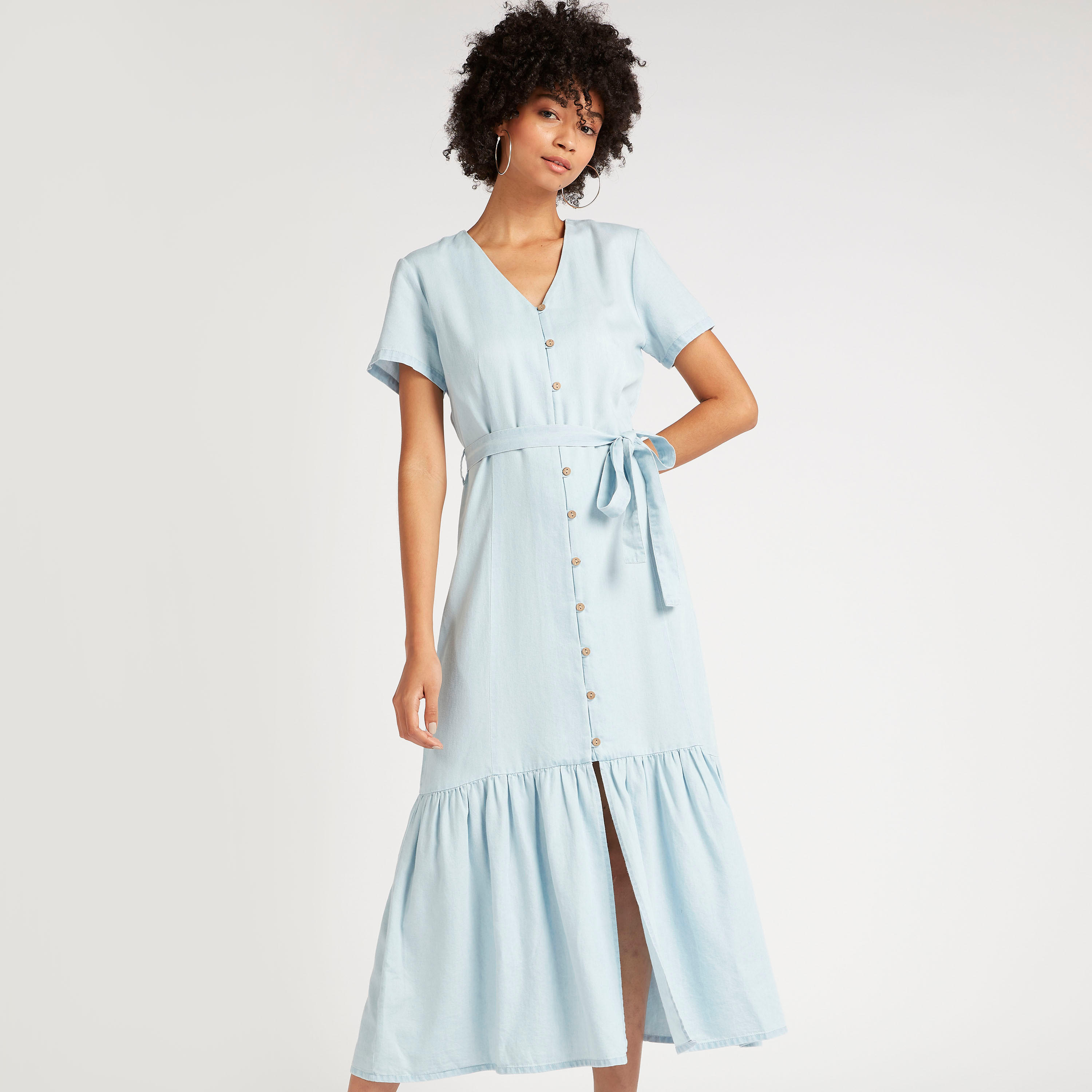 فستان دنيم ميدي إيه لاين بحزام وأكمام قصيرة-women-clothing-dresses-image-4
