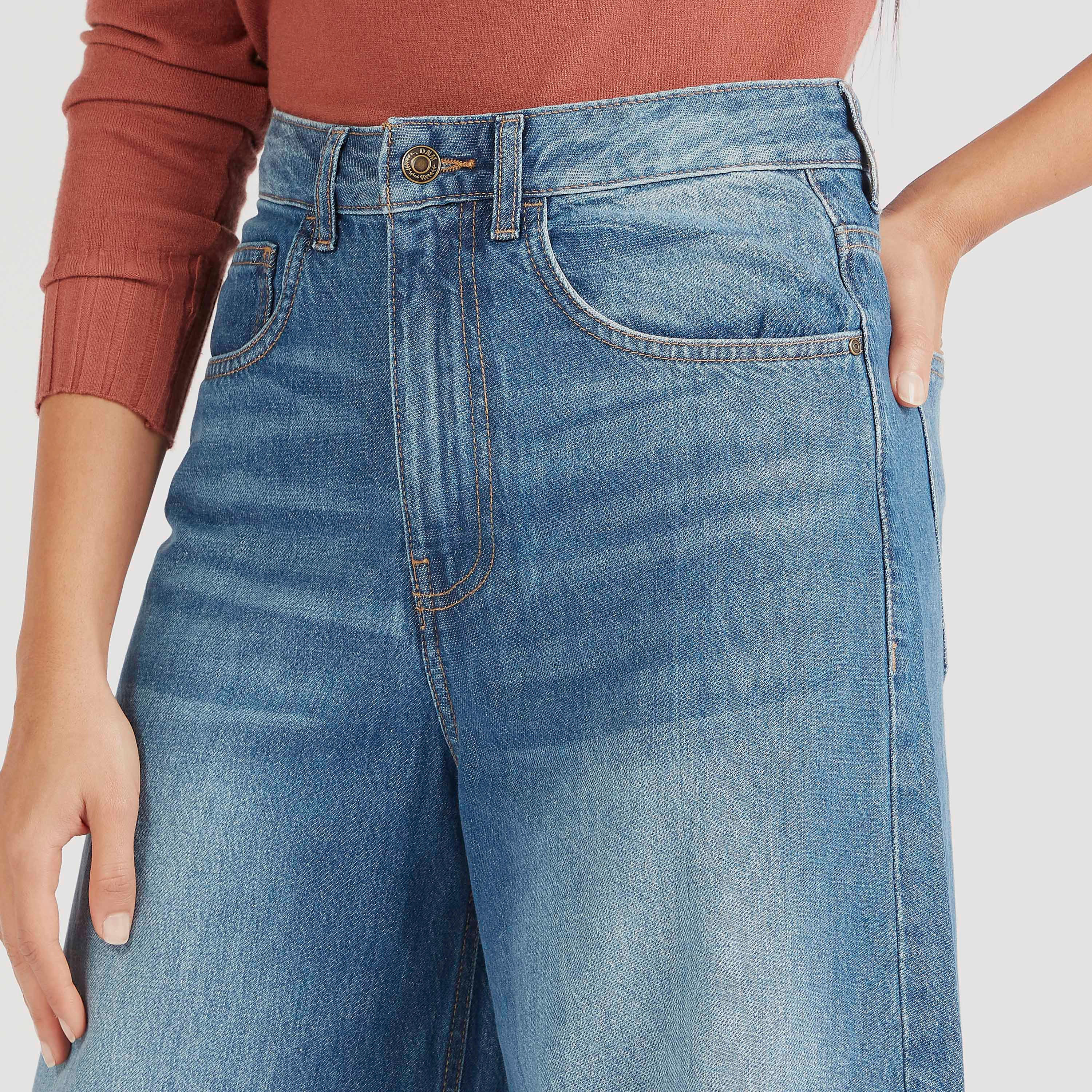 بنطلون جينز دينم بأرجل واسعة بأزرار إغلاق-women-clothing-bottoms-jeans-image-3