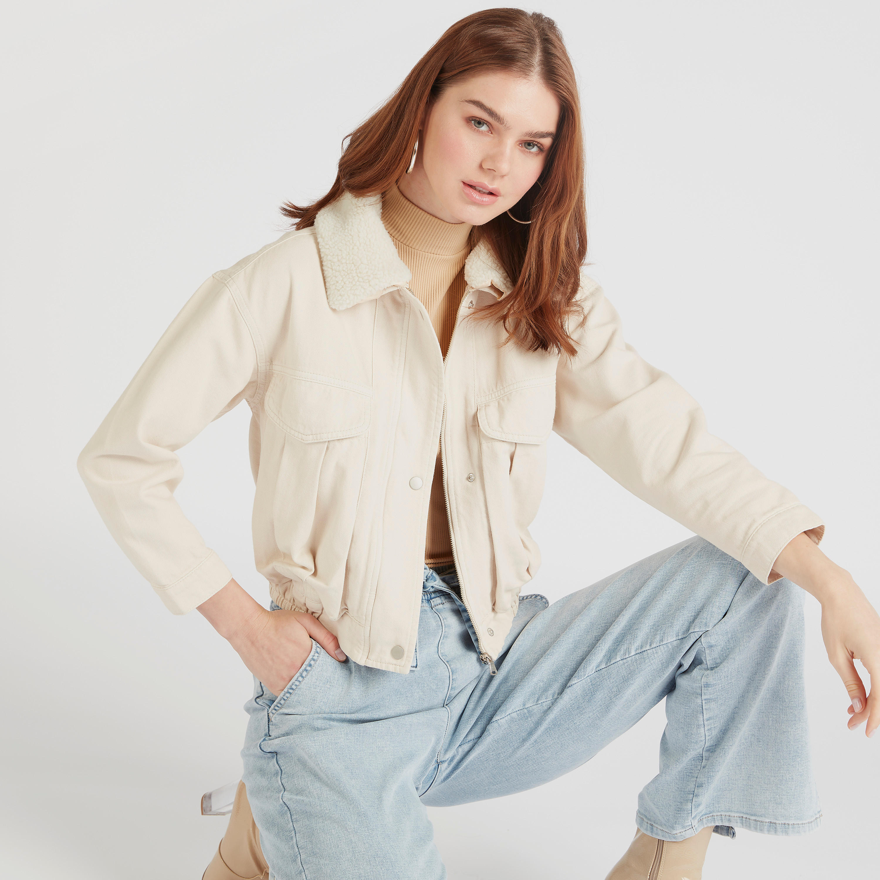 جاكيت خفيف بارز الملمس بياقة بورج وجيوب من لي كوبر-women-winterwear-coatsandjackets-jackets-image-1