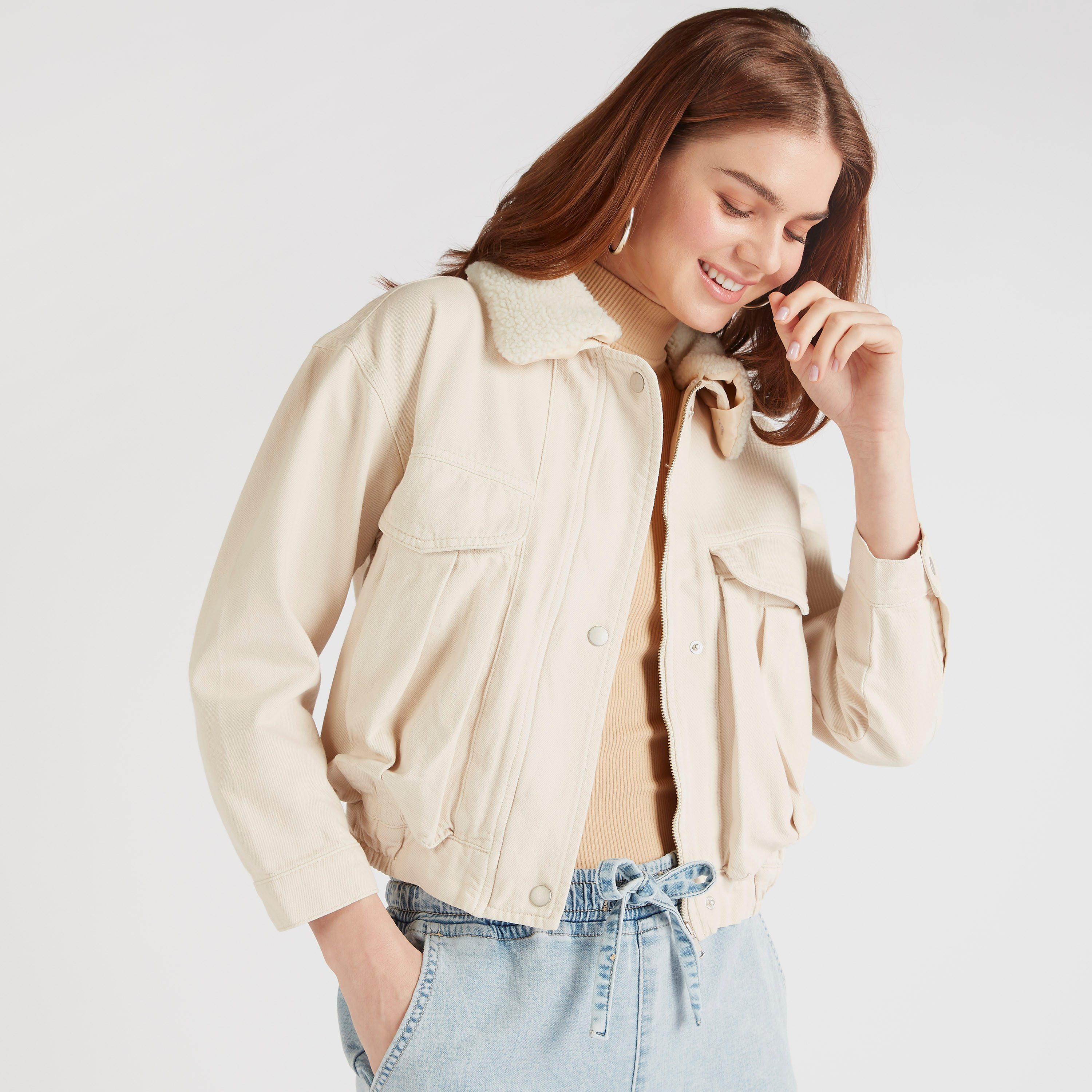 جاكيت خفيف بارز الملمس بياقة بورج وجيوب من لي كوبر-women-winterwear-coatsandjackets-jackets-image-5