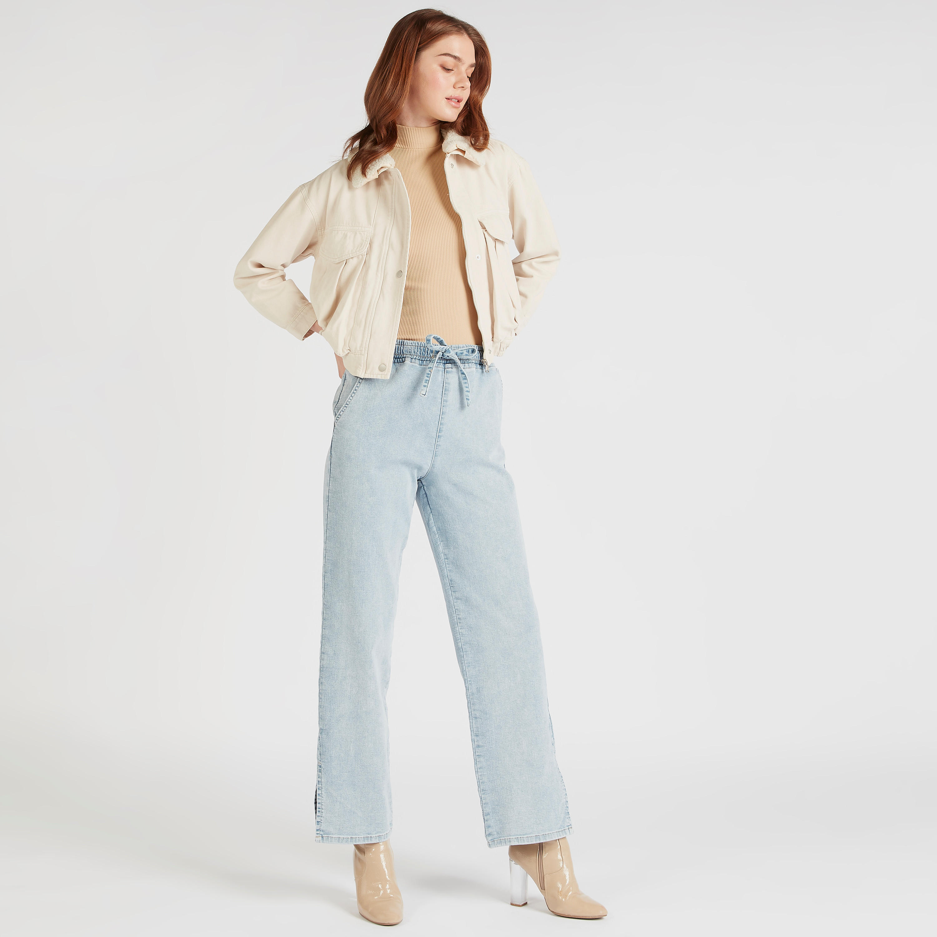 بنطلون جينز سادة برباط إغلاق وجيوب-women-clothing-bottoms-jeans-image-5