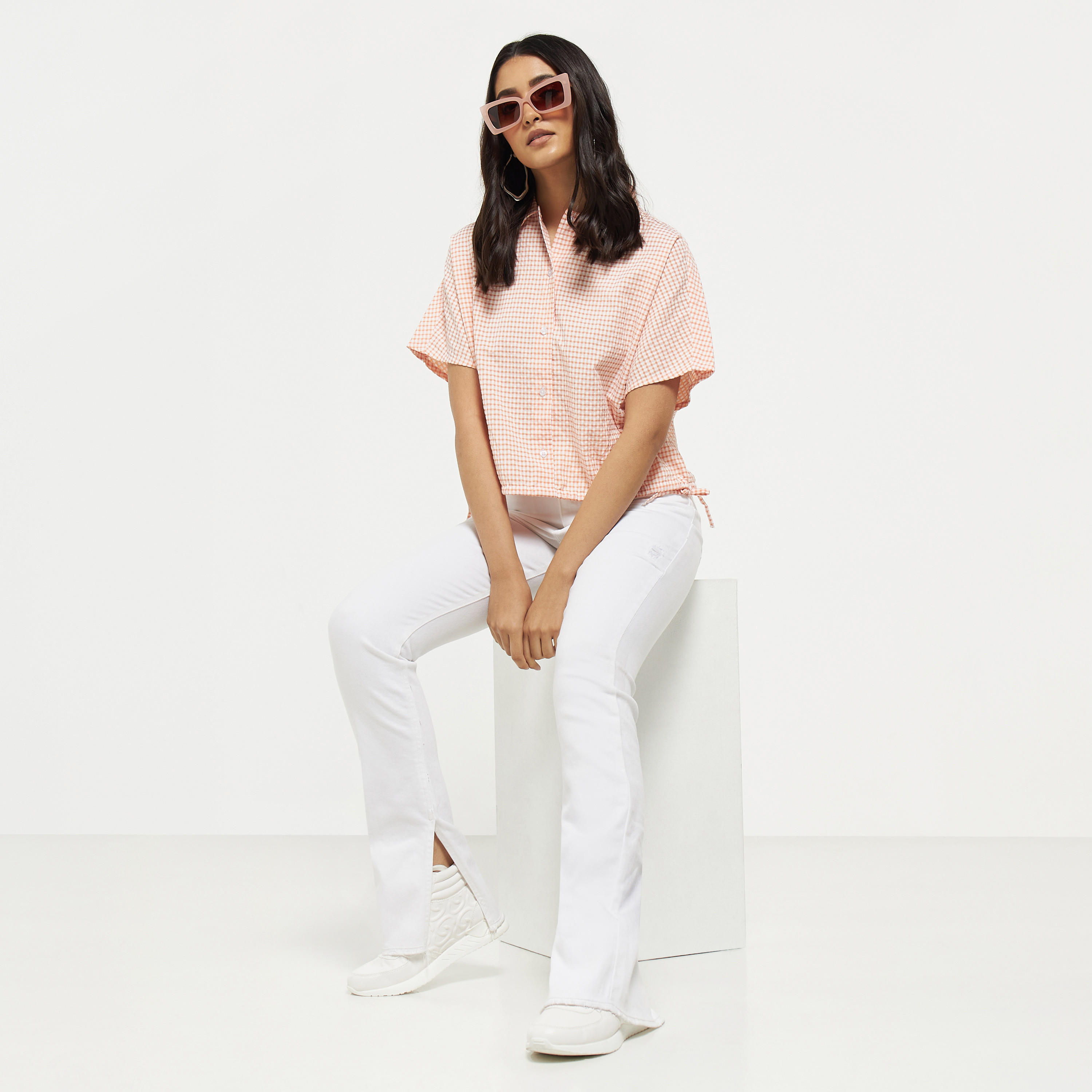 تيشيرت قصير كاروهات بأربطة من لي كوبر-women-clothing-shirtsandblouses-shirts-image-2