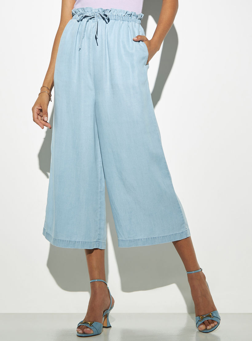 بنطلون قصير بخصر بيبرباج ورباط إغلاق وجيوب-women-clothing-bottoms-trousers-image-1