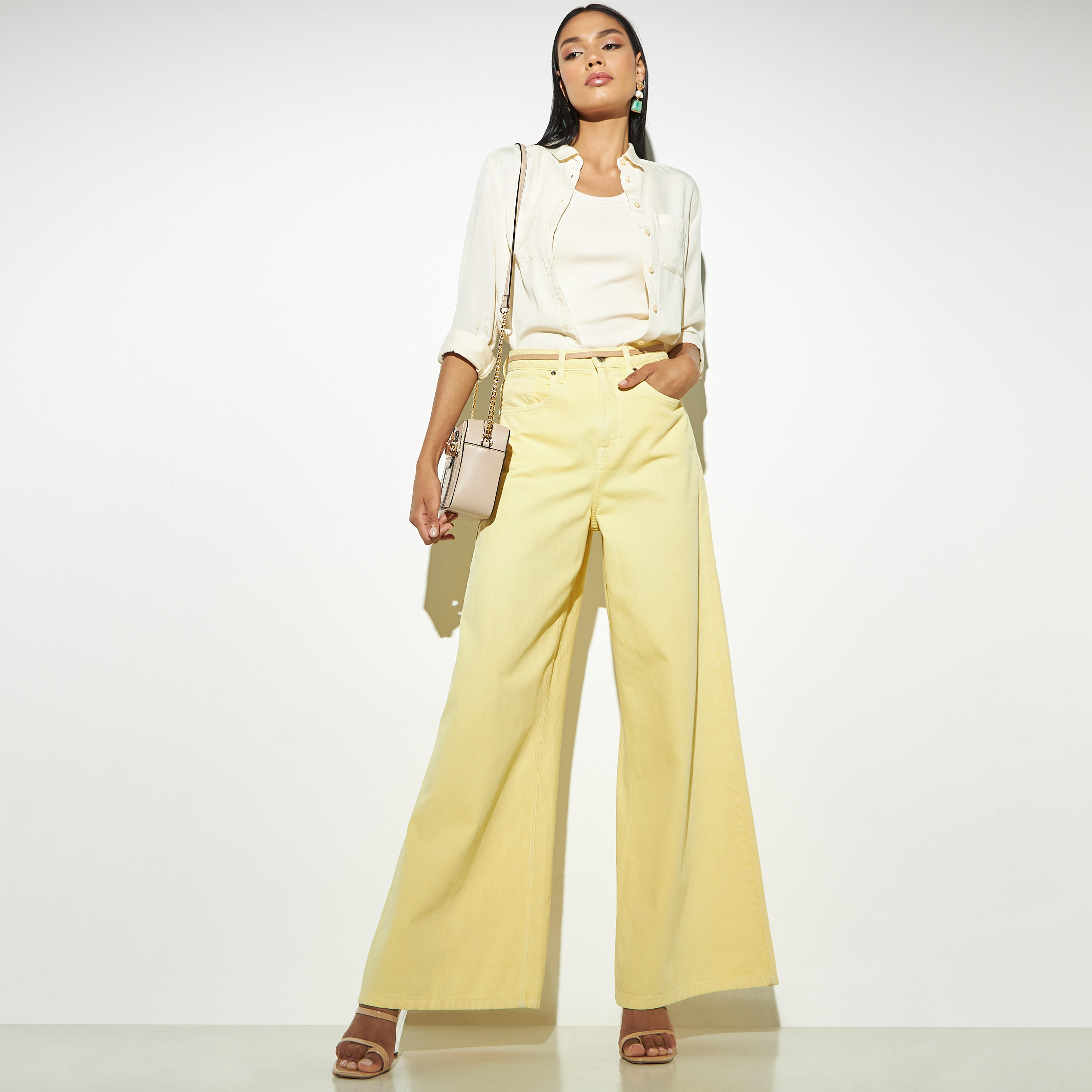 قميص تينسيل سادة بجيوب وأكمام مثنية للأعلى-women-clothing-shirtsandblouses-shirts-image-2