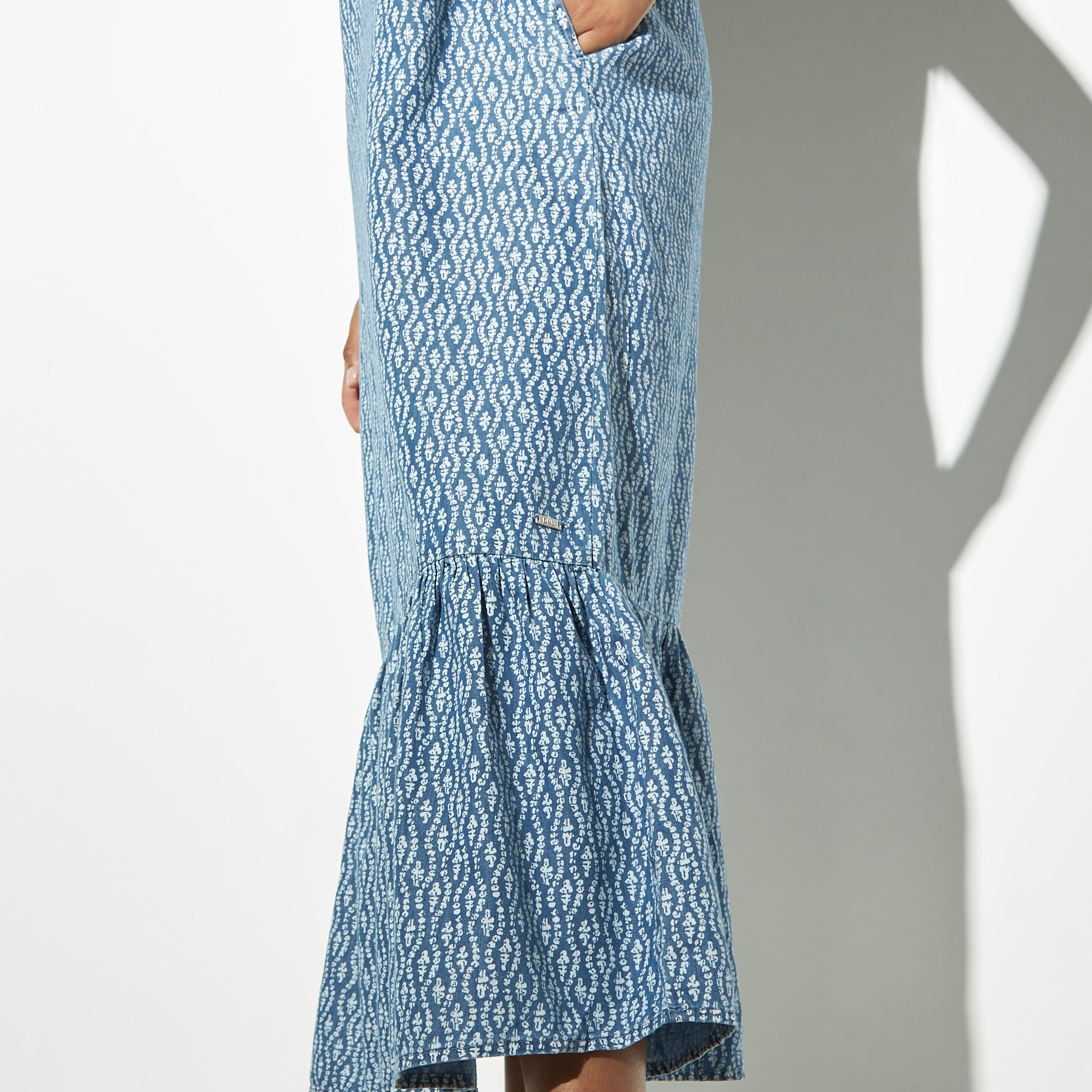 فستان دينم طويل دون أكمام بطبعات-women-clothing-dresses-image-4