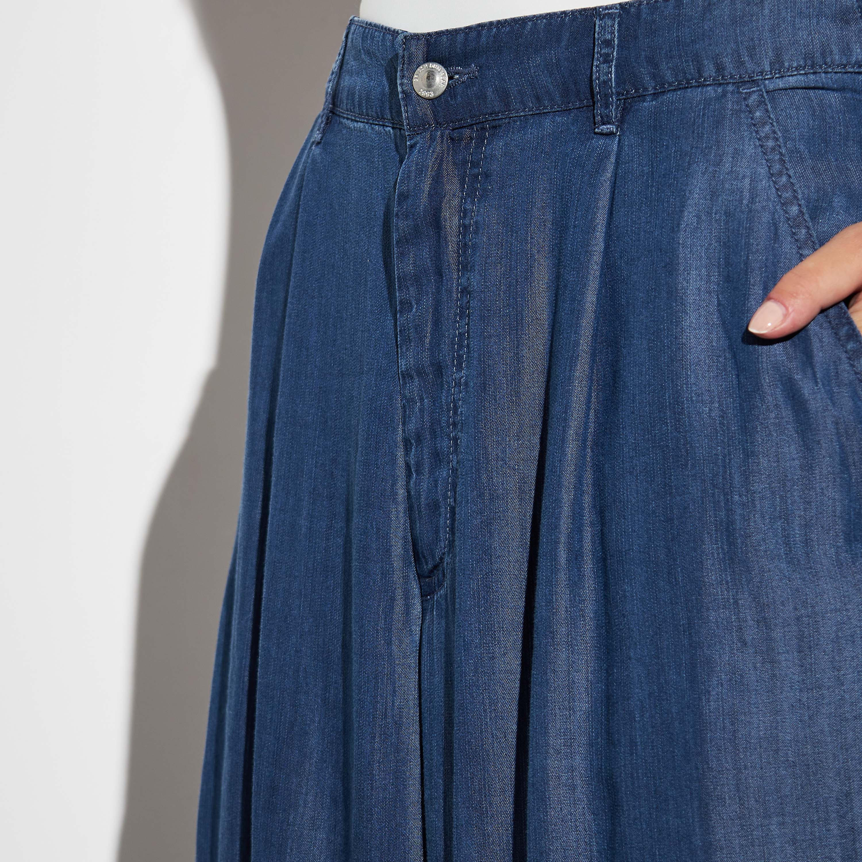Solid Wide Leg Jeans with Button Closure and Pockets-women-clothing-bottoms-jeans-image-4