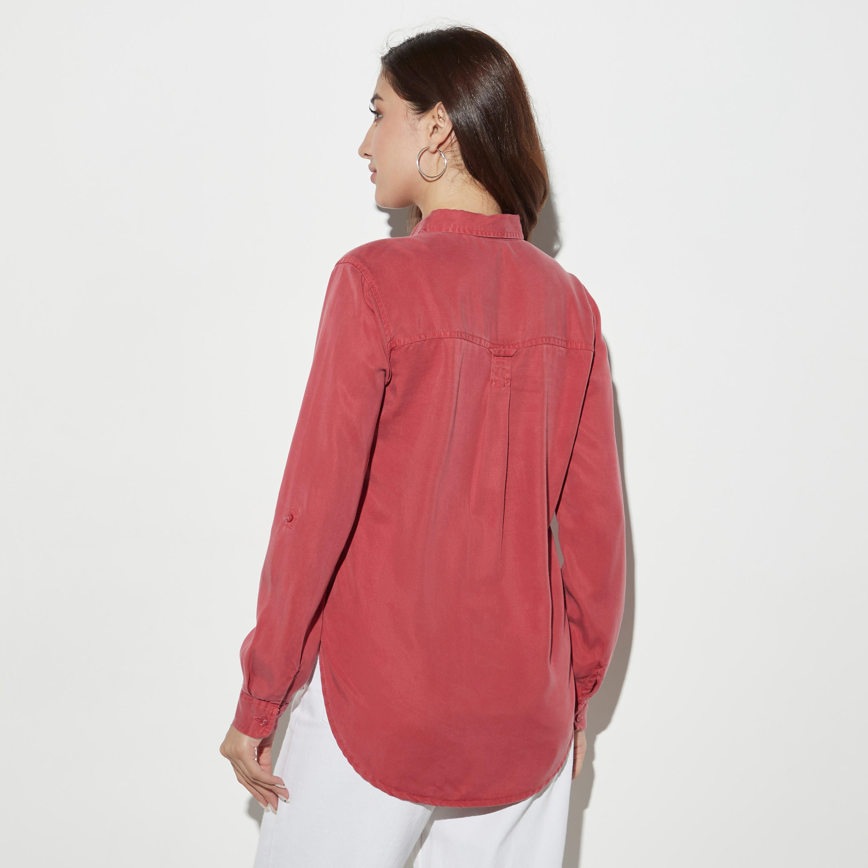 قميص دنيم بأكمام طويلة وجيوب-women-clothing-shirtsandblouses-shirts-image-3