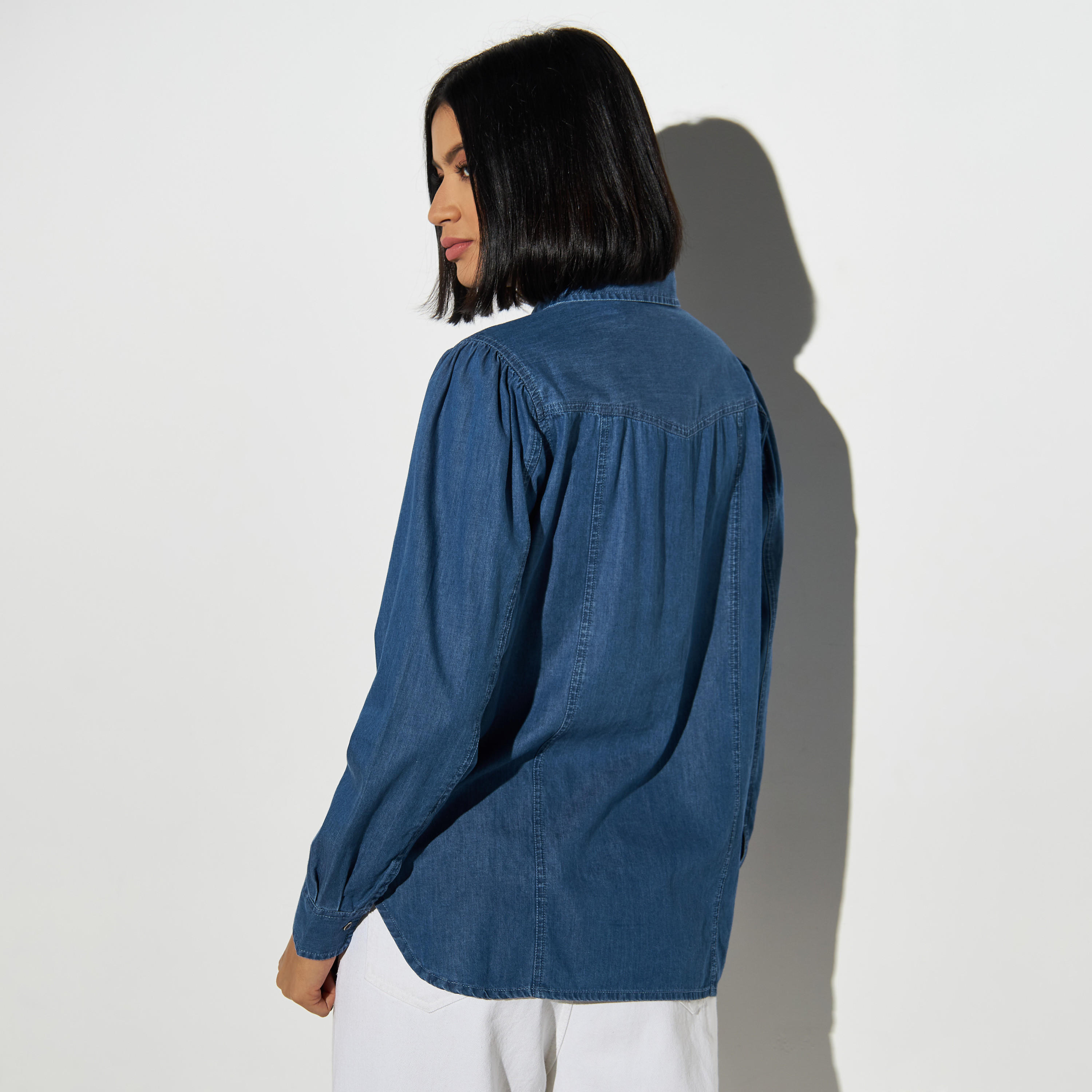 قميص دنيم بأكمام طويلة وجيوب-women-clothing-shirtsandblouses-shirts-image-3