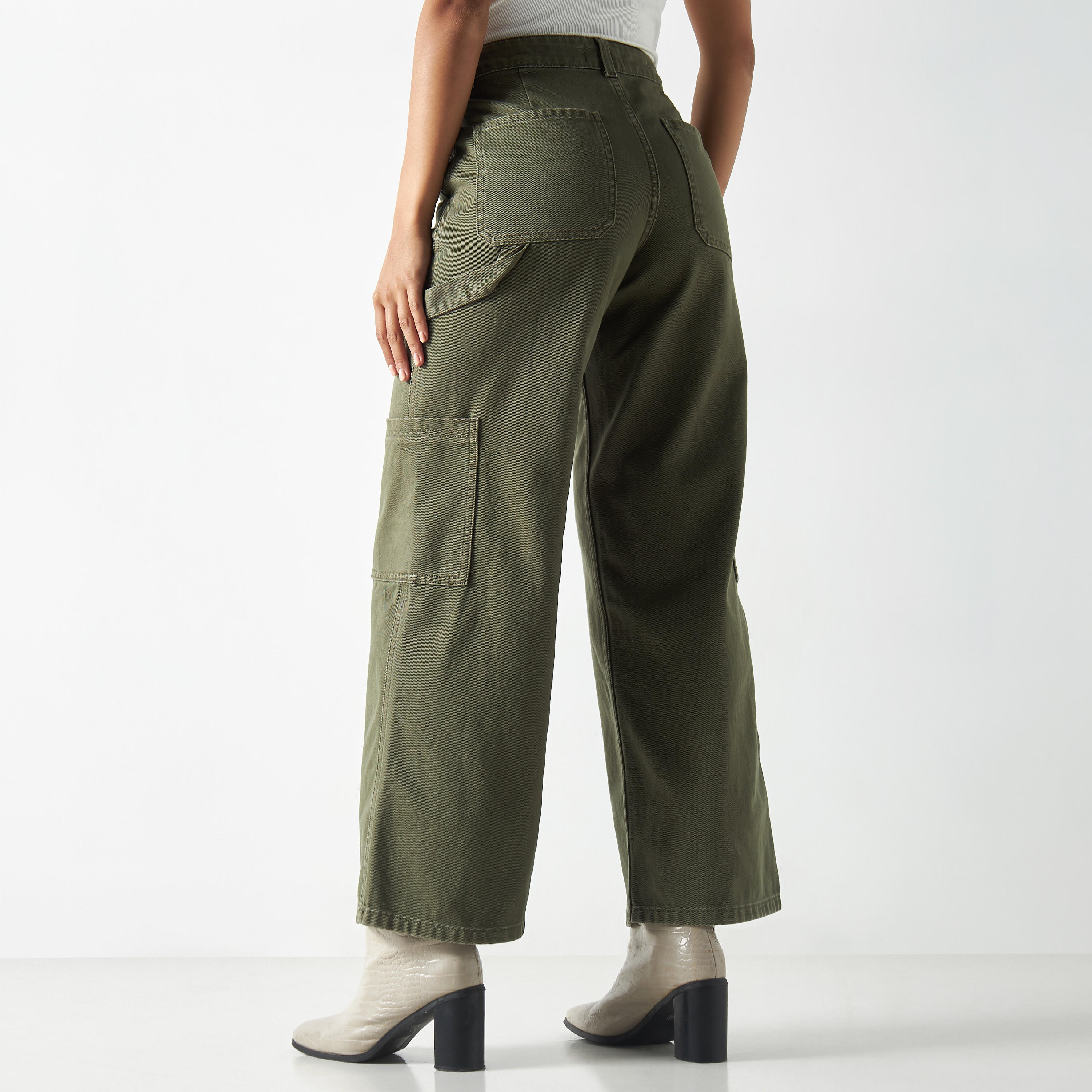 Solid Wide Leg Carpenter Jeans with Pockets-women-clothing-bottoms-jeans-image-3