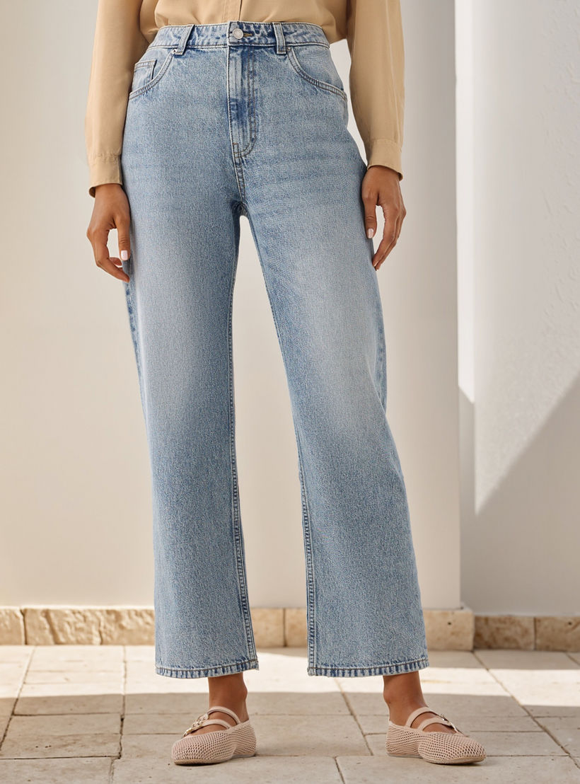 بنطلون جينز بارز الملمس بخصر عالي وقصّة مستقيمة مع زر إغلاق-women-clothing-bottoms-jeans-image-1