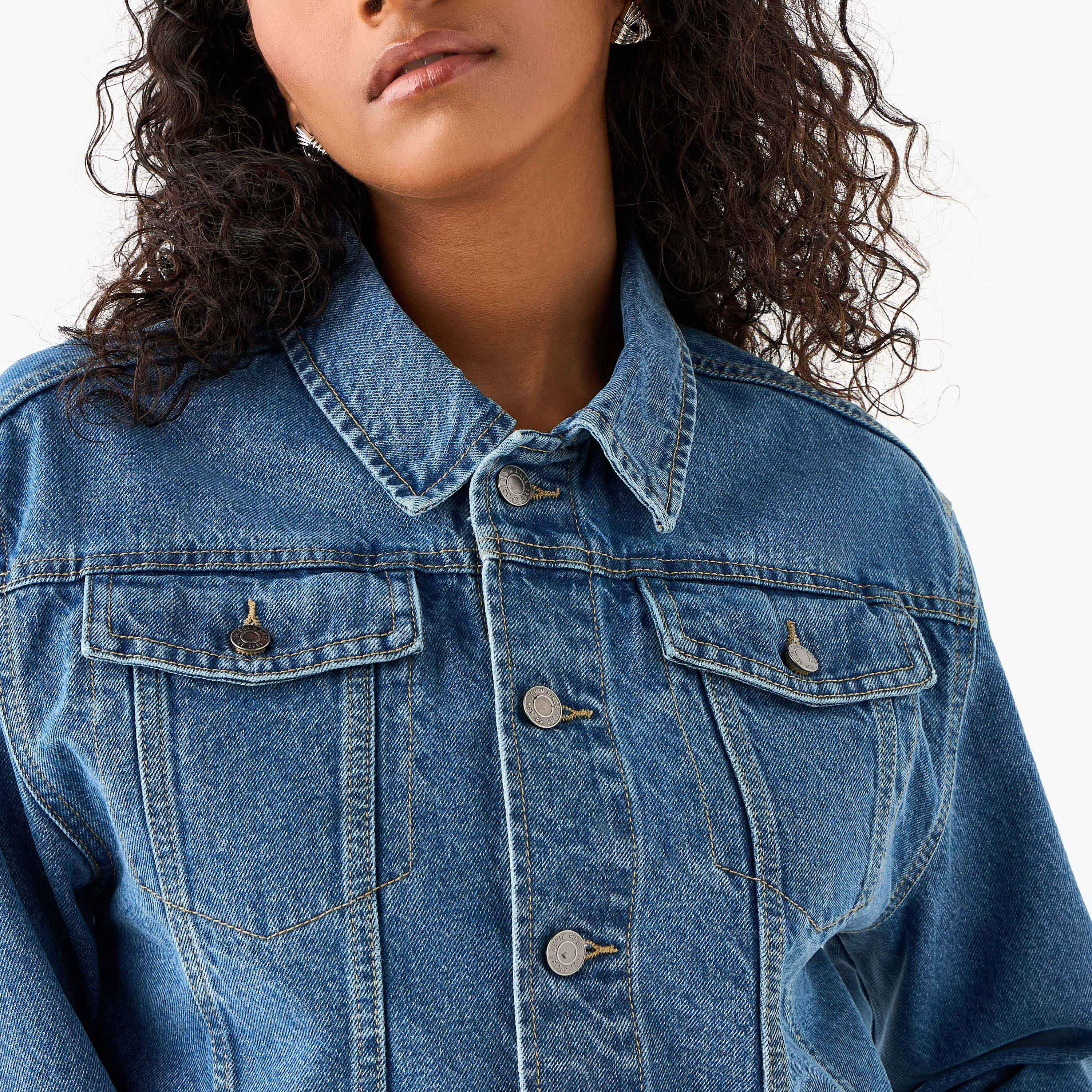 Flap Pocket Detail Trucker Jacket-women-winterwear-coatsandjackets-jackets-image-4