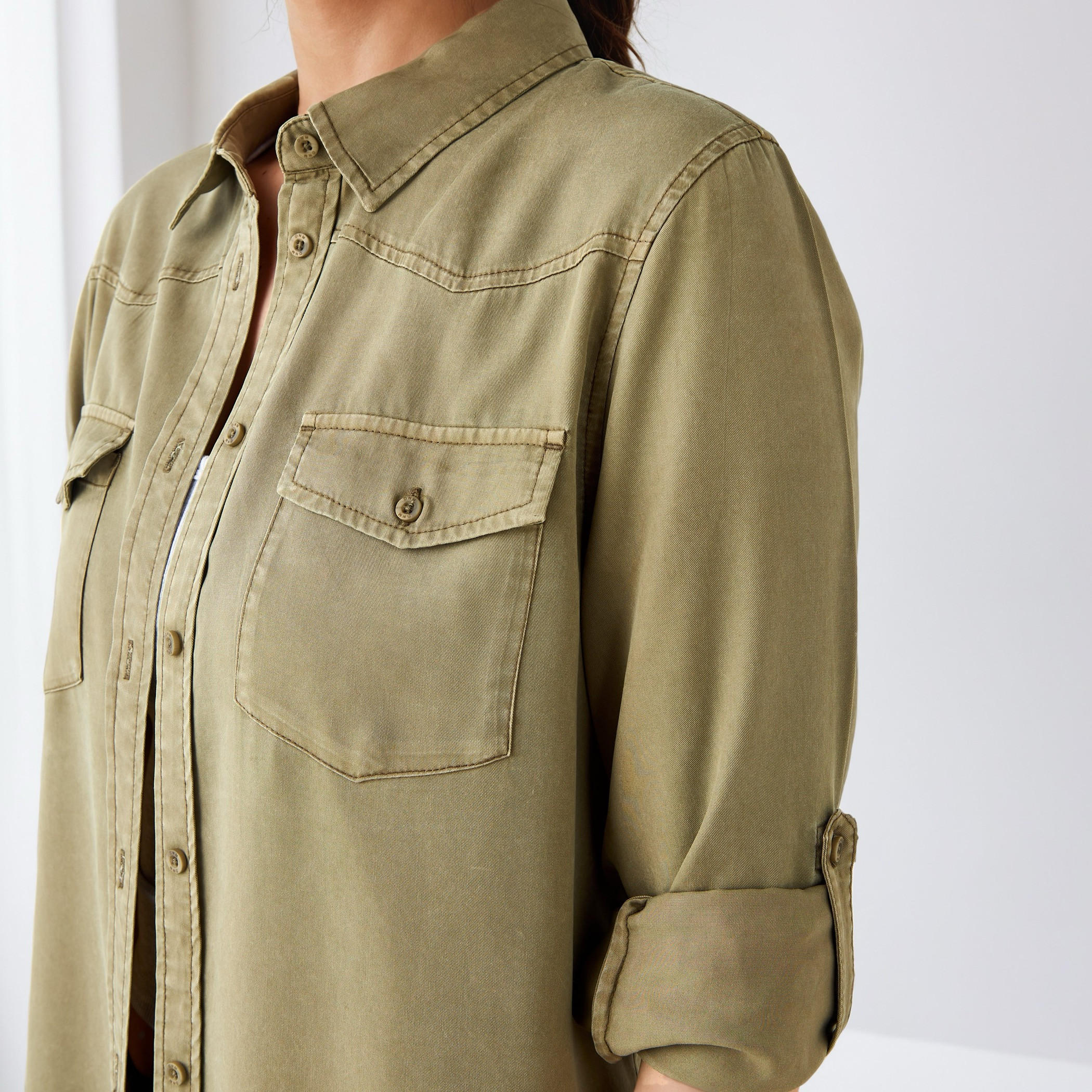 قميص دينم بياقة وبقصّة عادية-women-clothing-shirtsandblouses-shirts-image-4