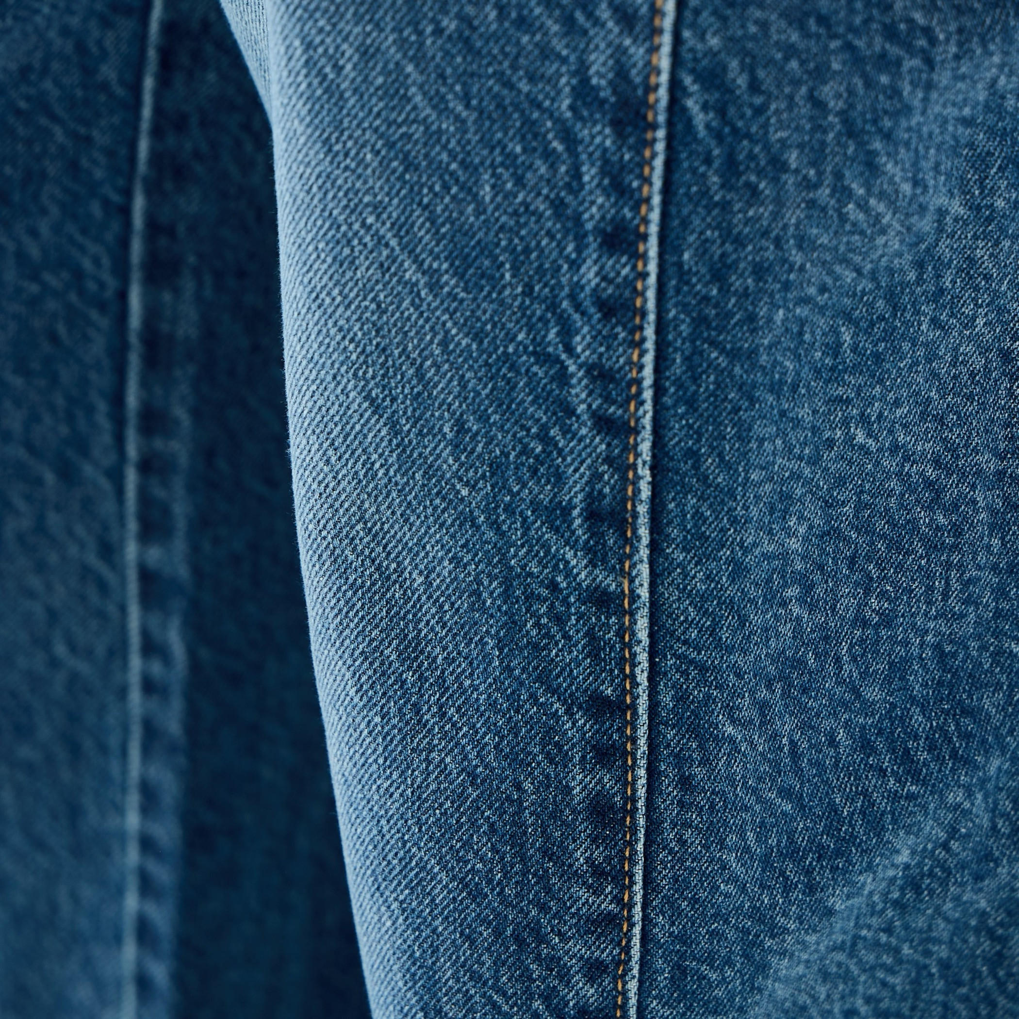 بنطلون جينز بقصة بالون ودرزات أمامية-women-clothing-bottoms-jeans-image-5