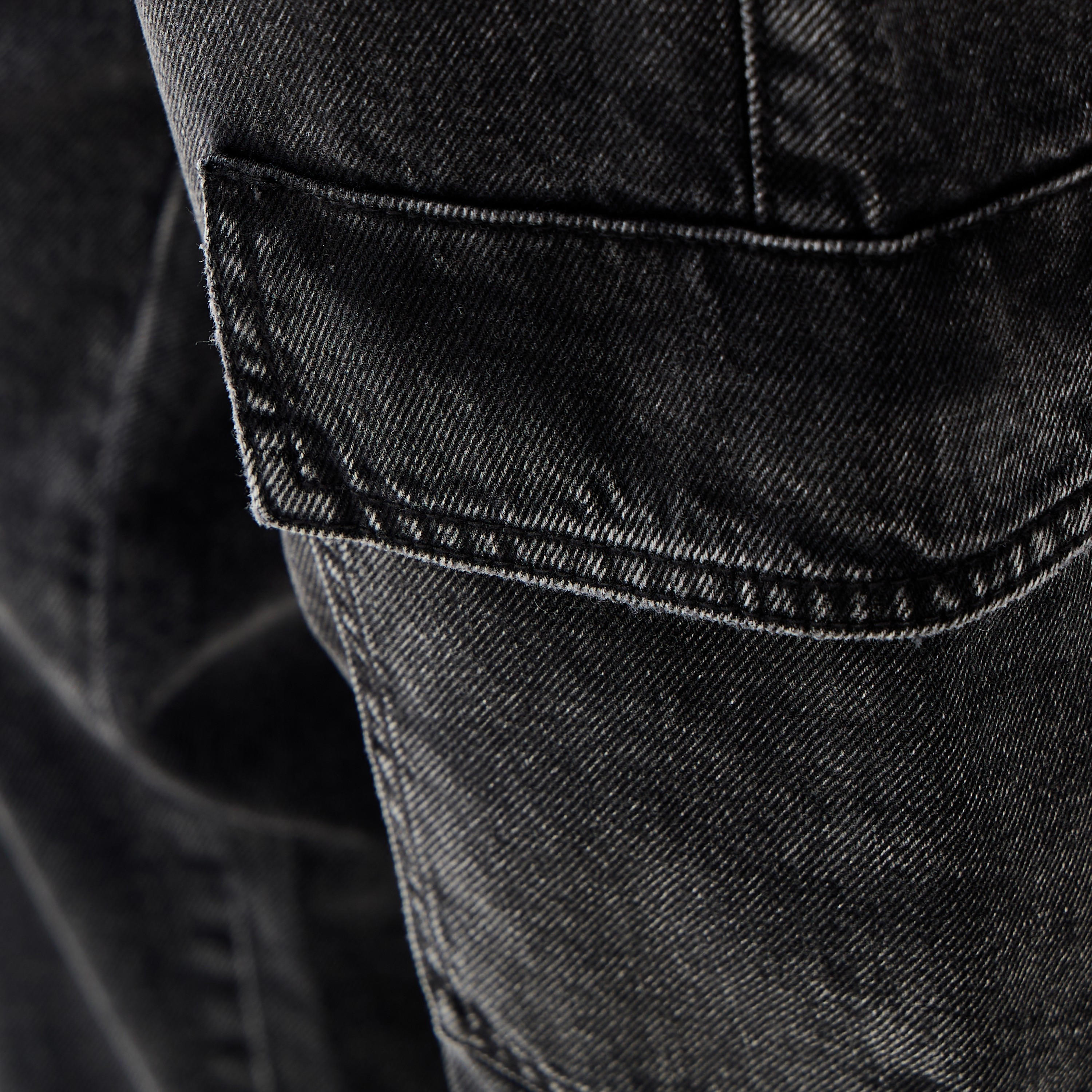 جينز قطني بقصة مستقيمة وجيوب-women-clothing-bottoms-jeans-image-1